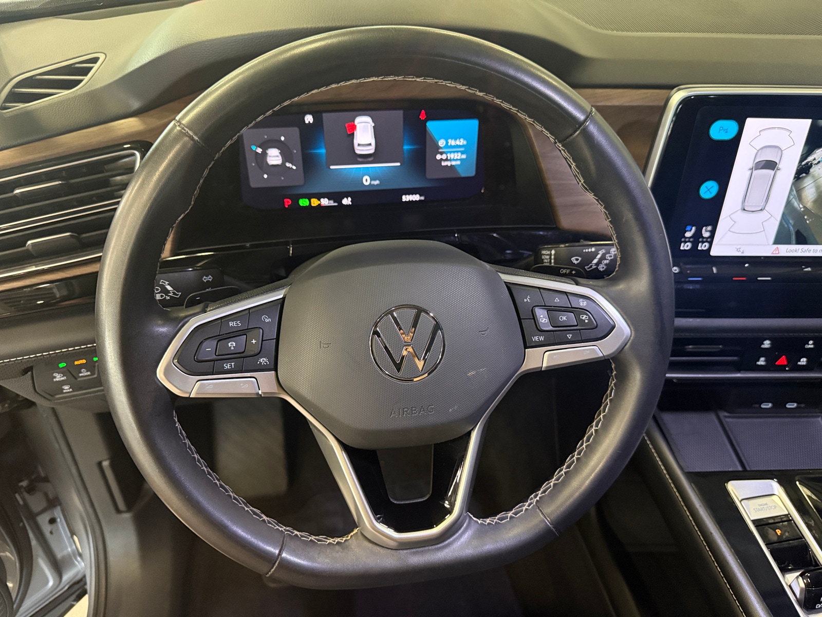 Thumbnail: 2024 Volkswagen Atlas - 4