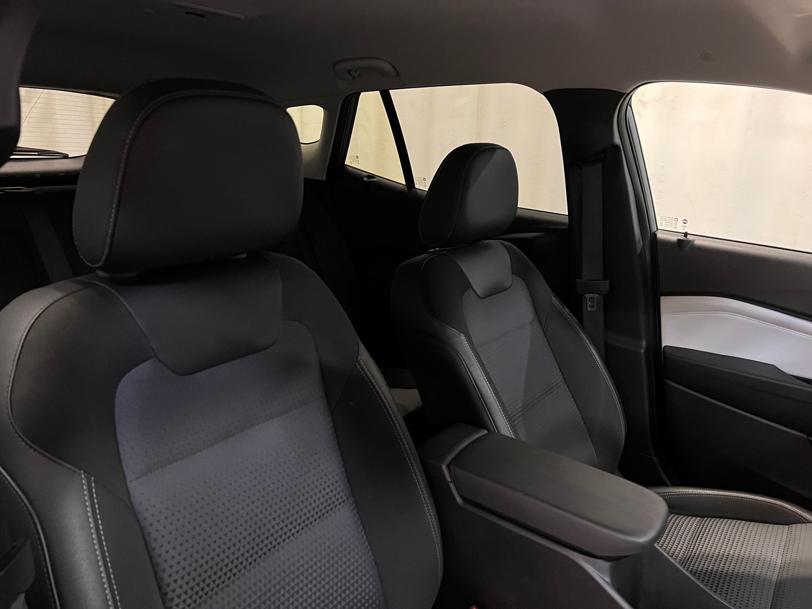 Thumbnail: 2025 Chevrolet Trax - 6