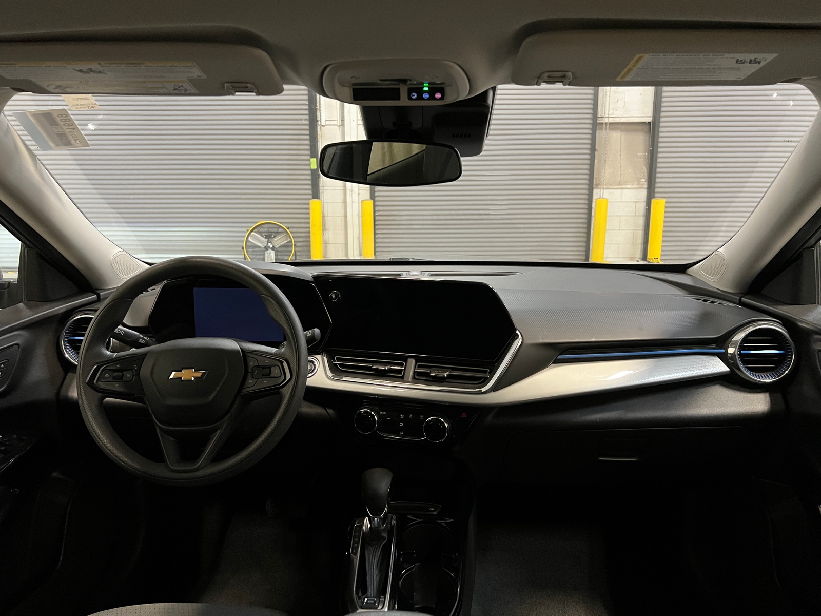 Thumbnail: 2025 Chevrolet Trax - 3