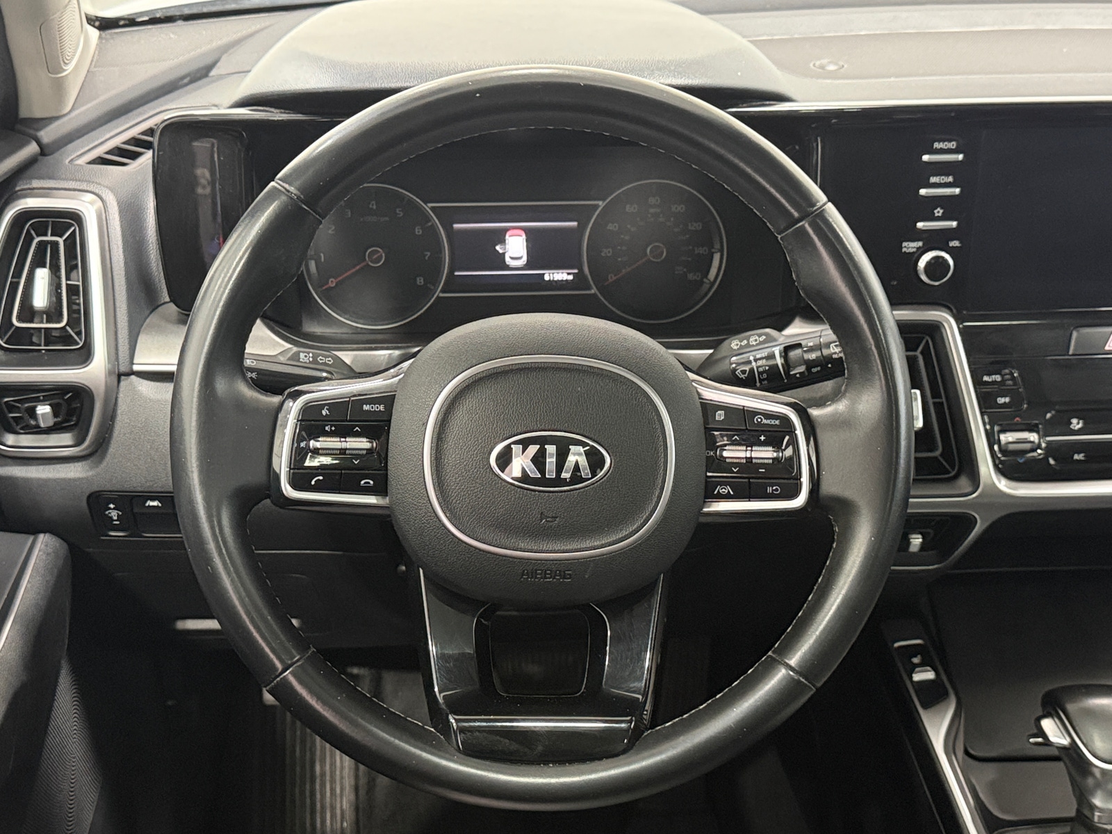 Thumbnail: 2021 Kia Sorento - 4