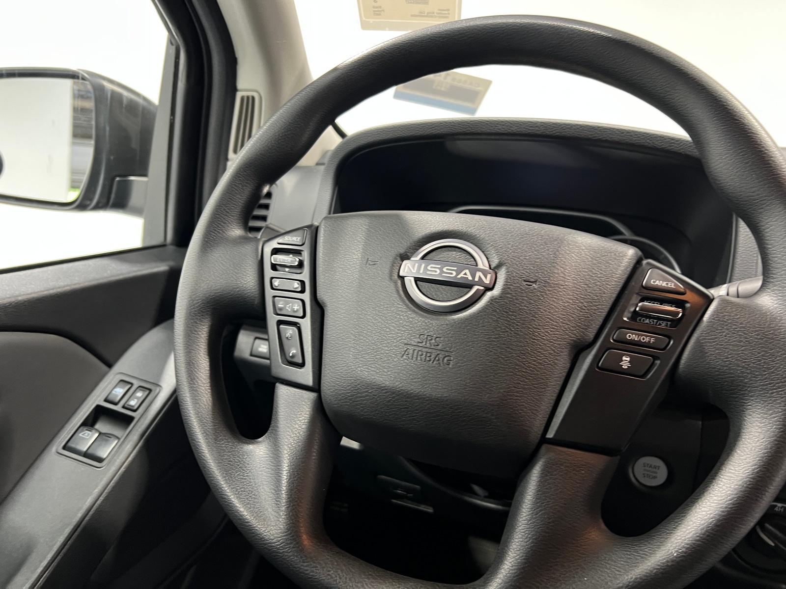 Thumbnail: 2022 Nissan Frontier - 5