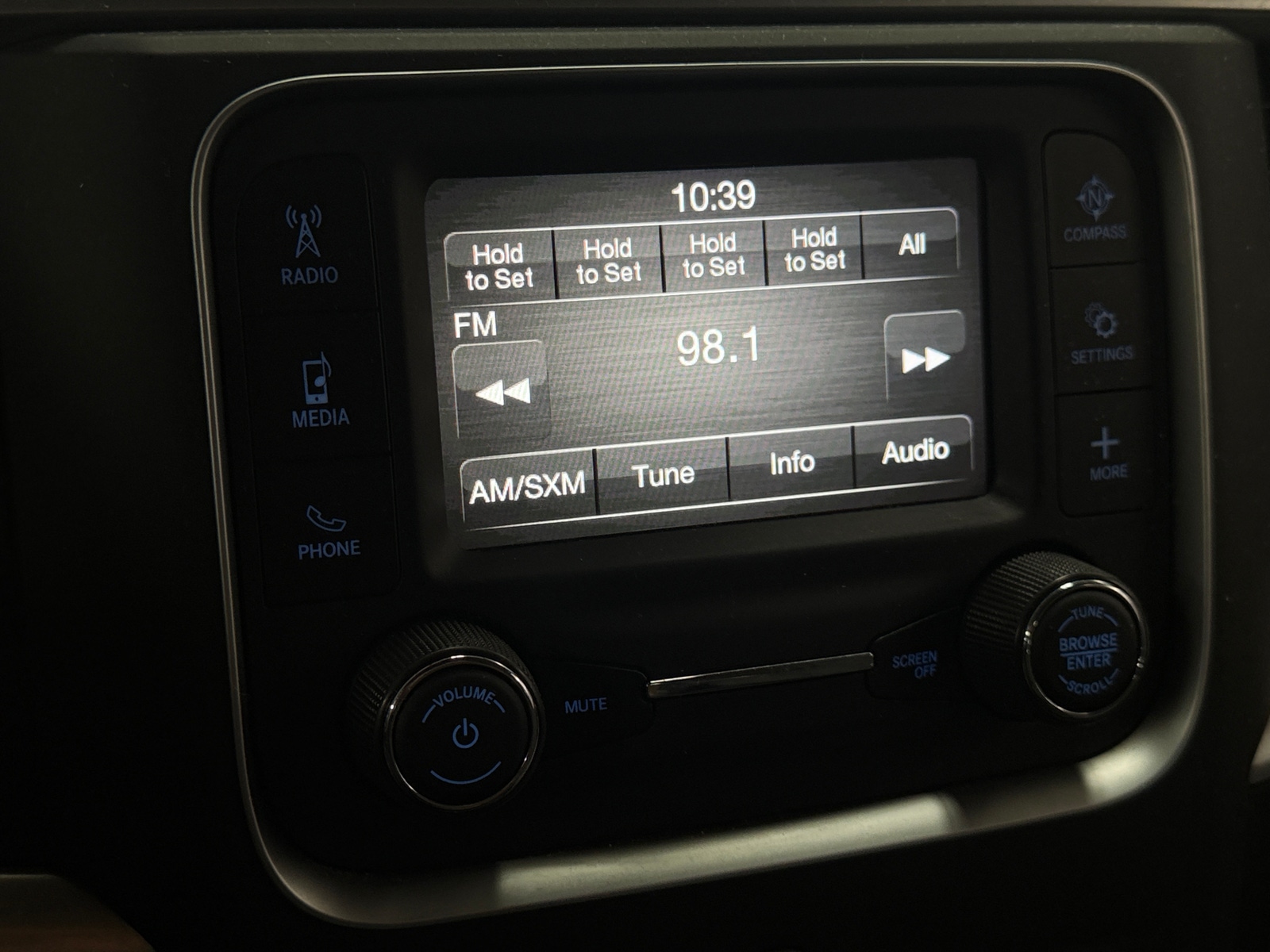 Thumbnail: 2024 RAM 1500 Classic - 4