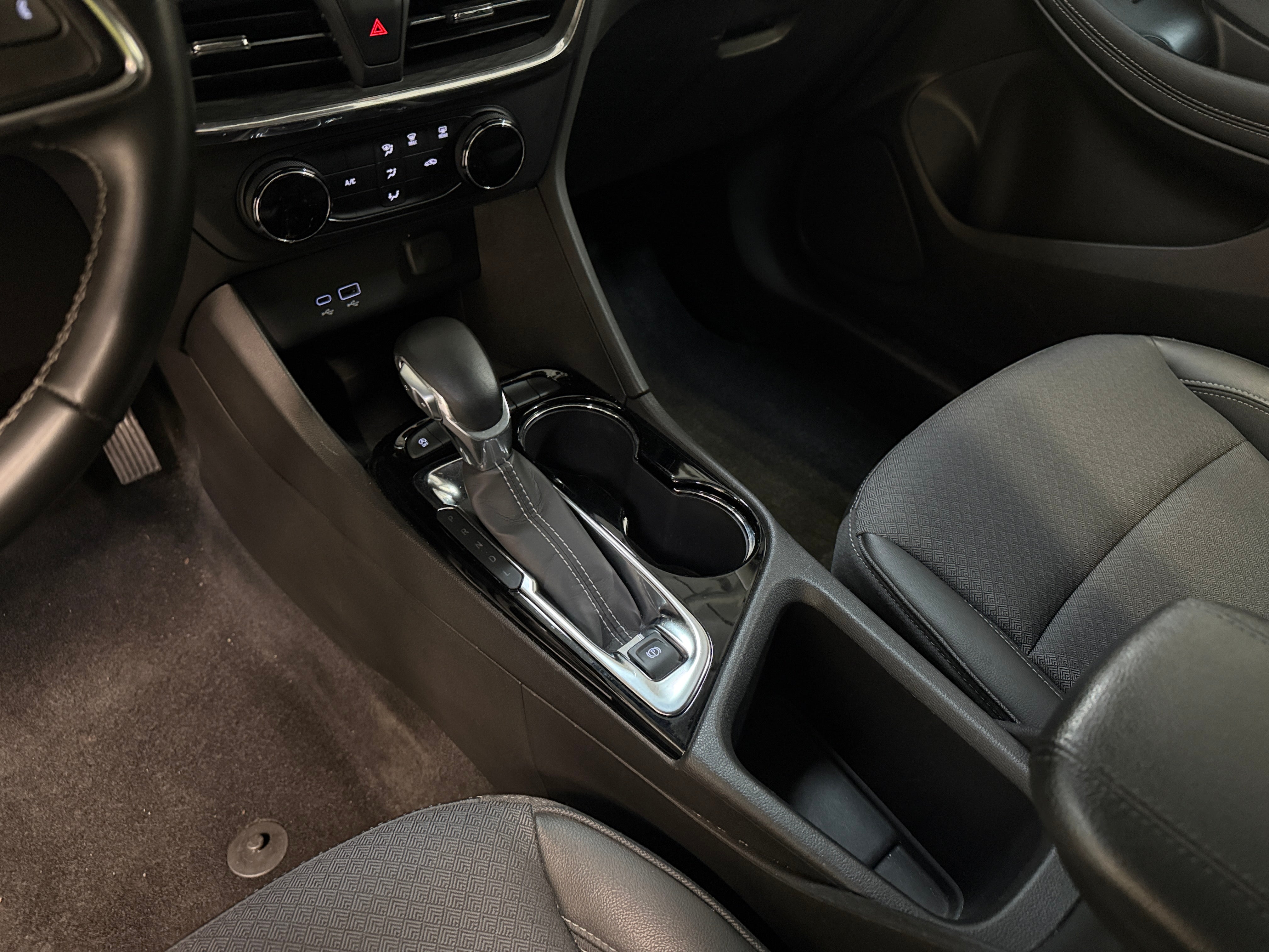 2025 Buick Encore GX Preferred - Photo 7
