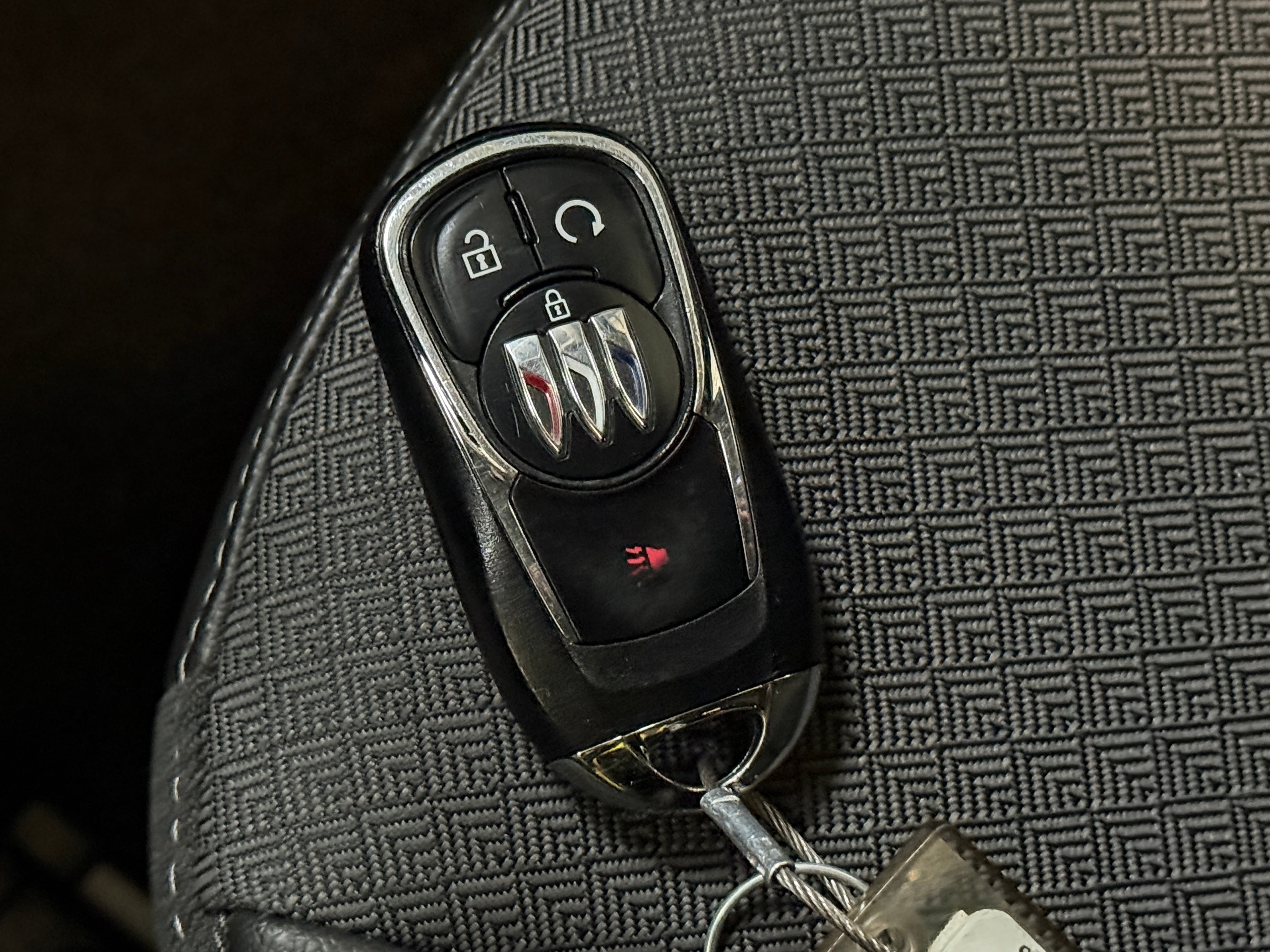 2025 Buick Encore GX Preferred - Photo 4