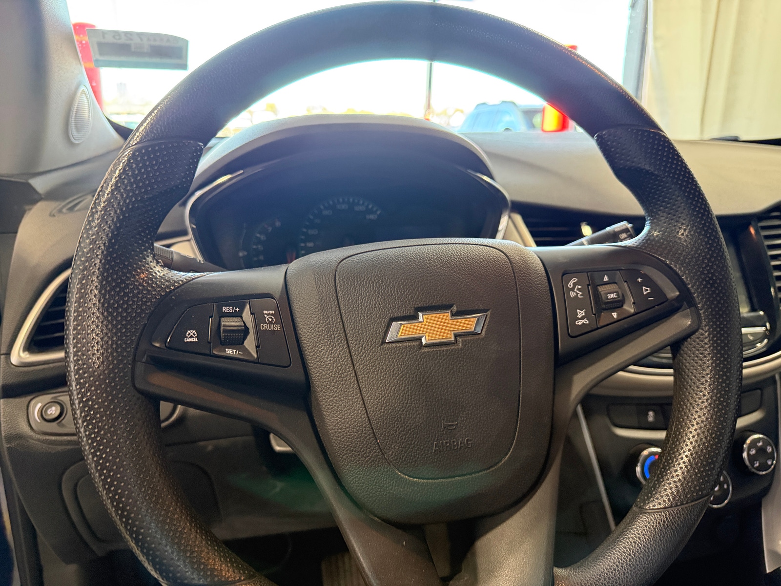 Thumbnail: 2019 Chevrolet Trax - 5