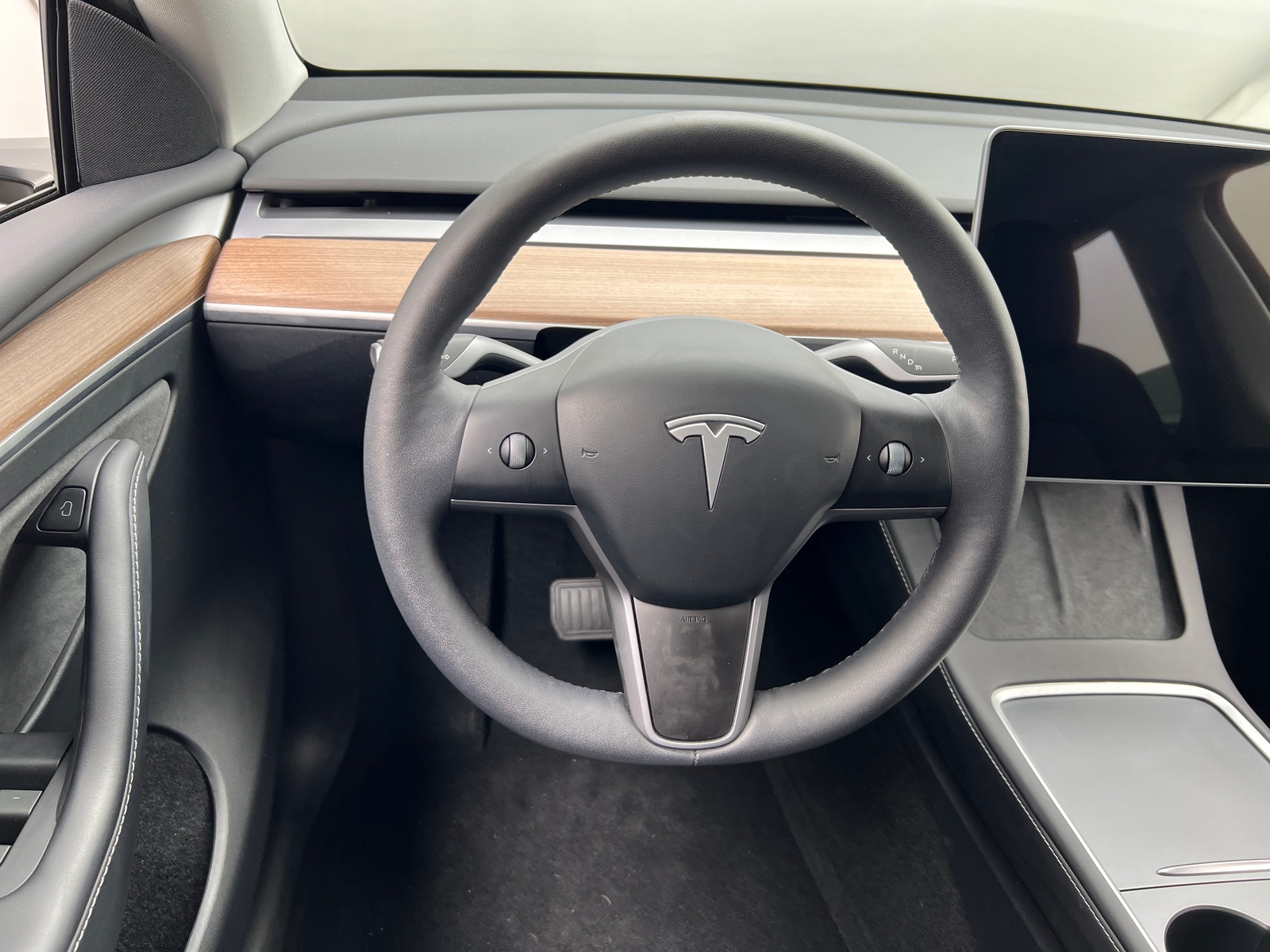 Thumbnail: 2024 Tesla Model Y - 4