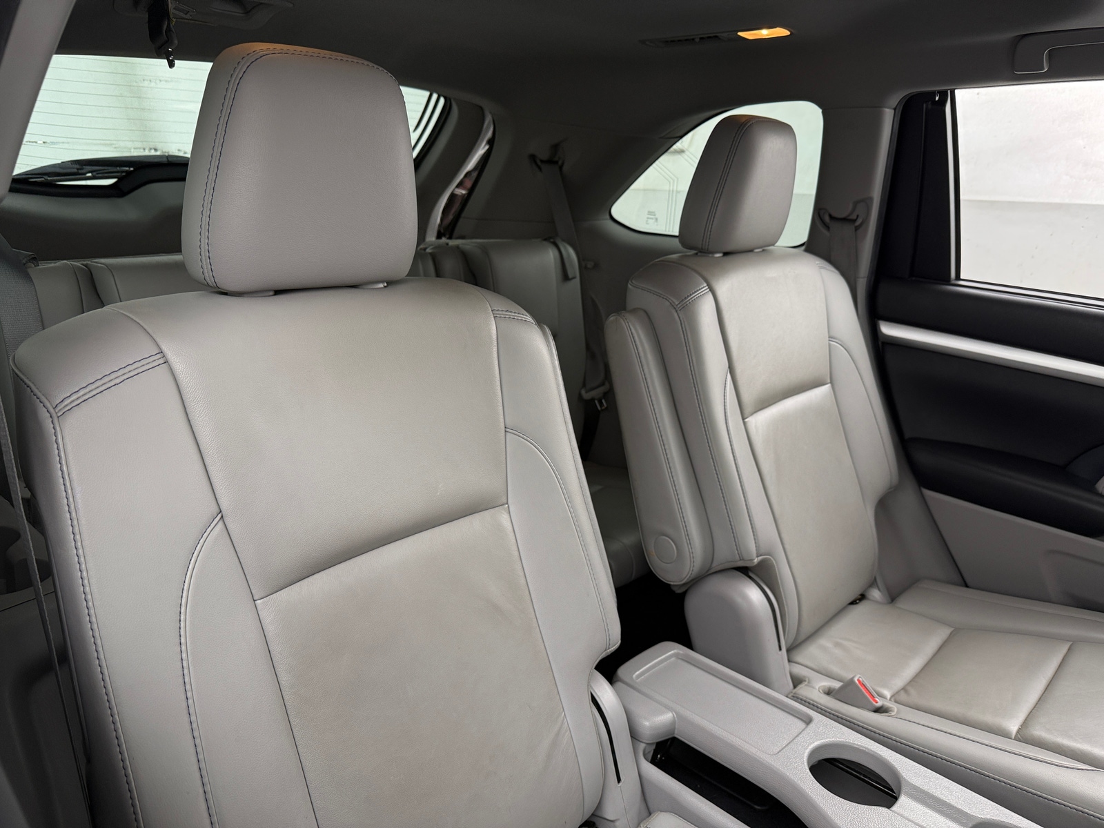 Thumbnail: 2019 Toyota Highlander - 5