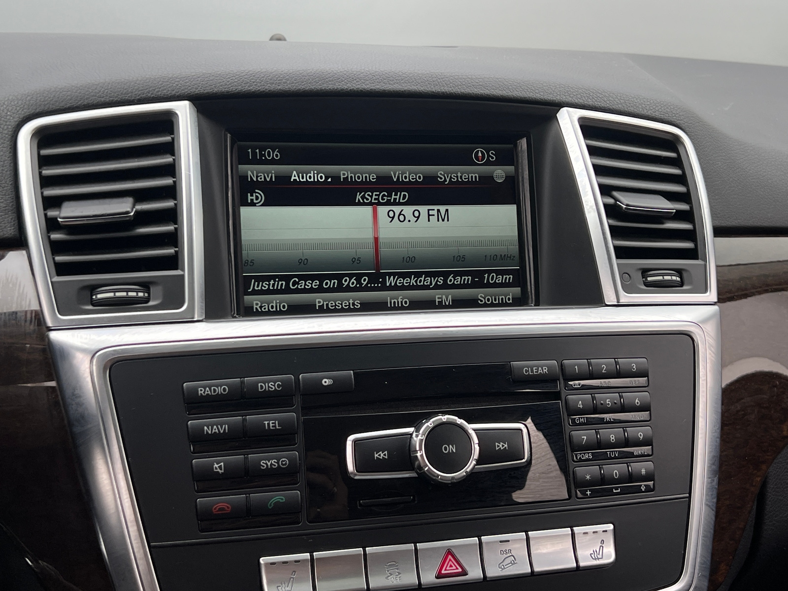 Thumbnail: 2014 Mercedes-Benz M-Class - 3