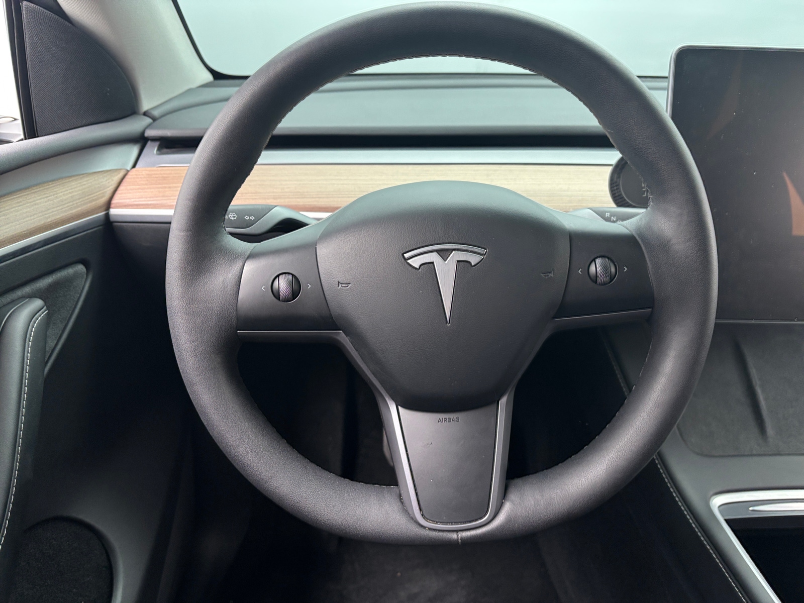 Thumbnail: 2023 Tesla Model Y - 4