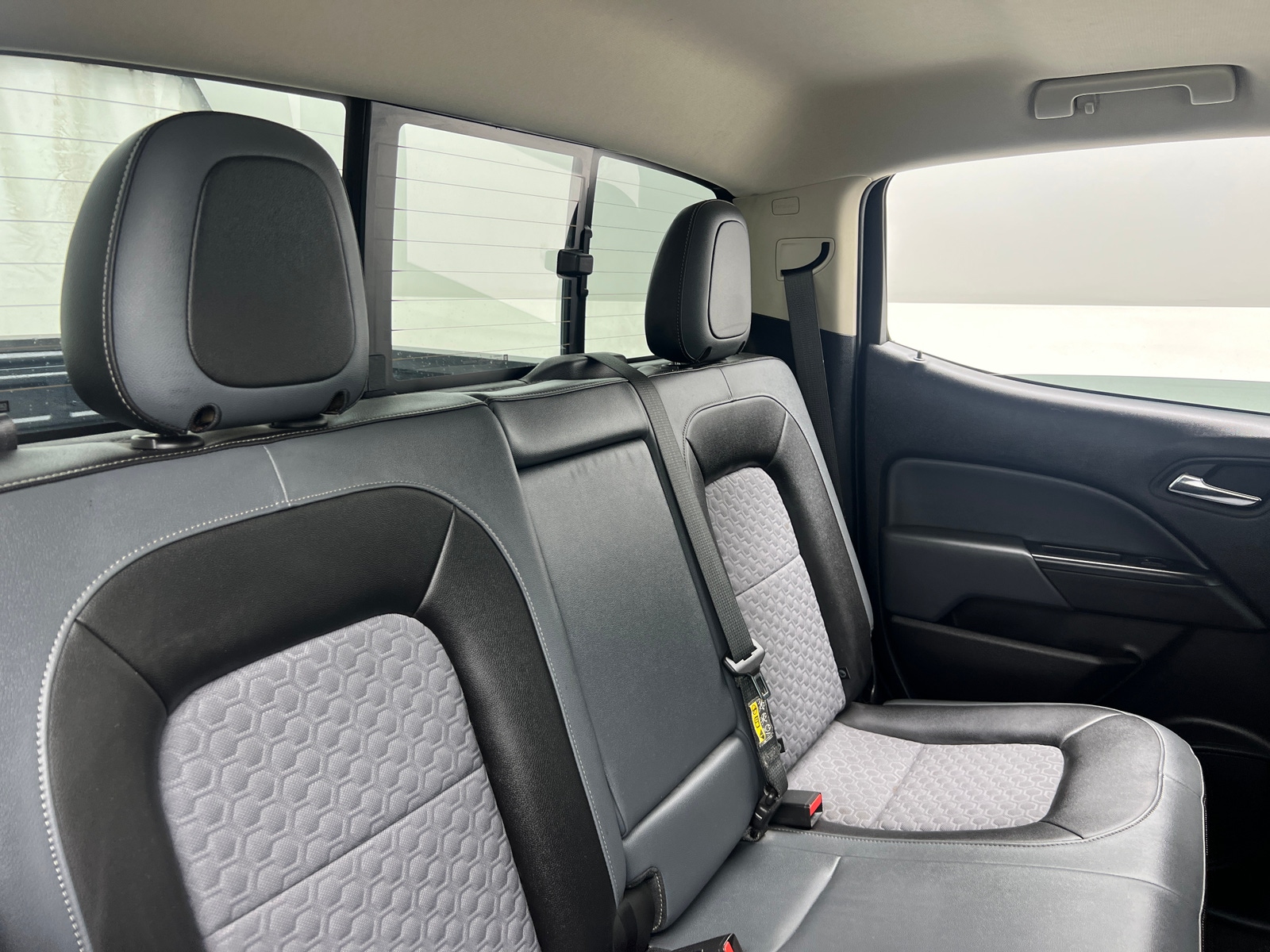 Thumbnail: 2017 Chevrolet Colorado - 6