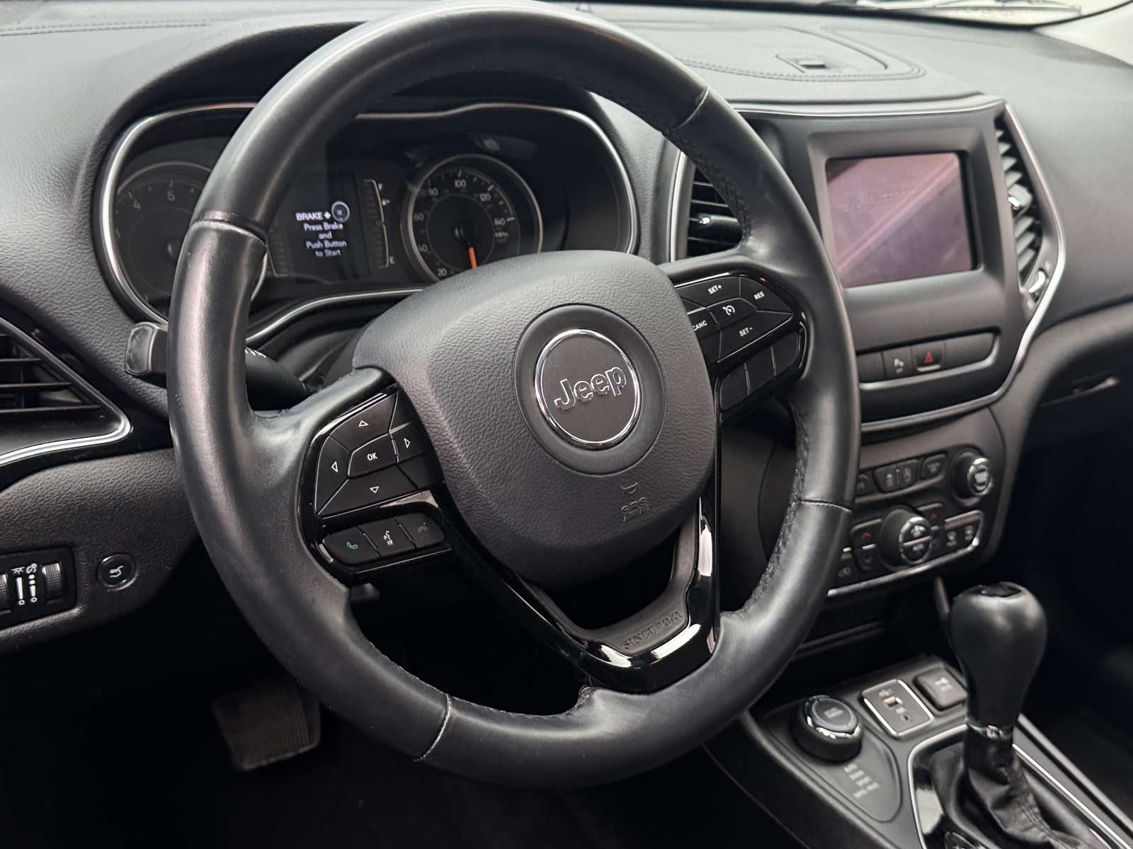 Thumbnail: 2019 Jeep Cherokee - 5