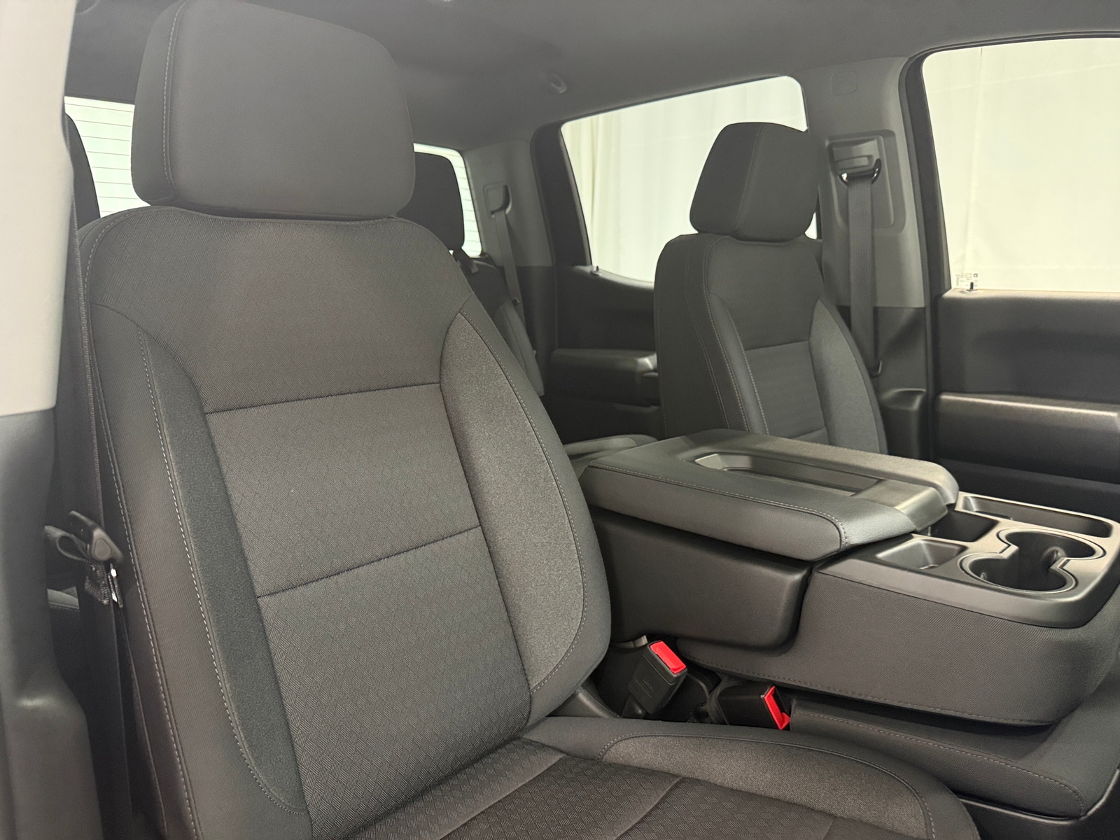 Thumbnail: 2025 Chevrolet Silverado 1500 - 2
