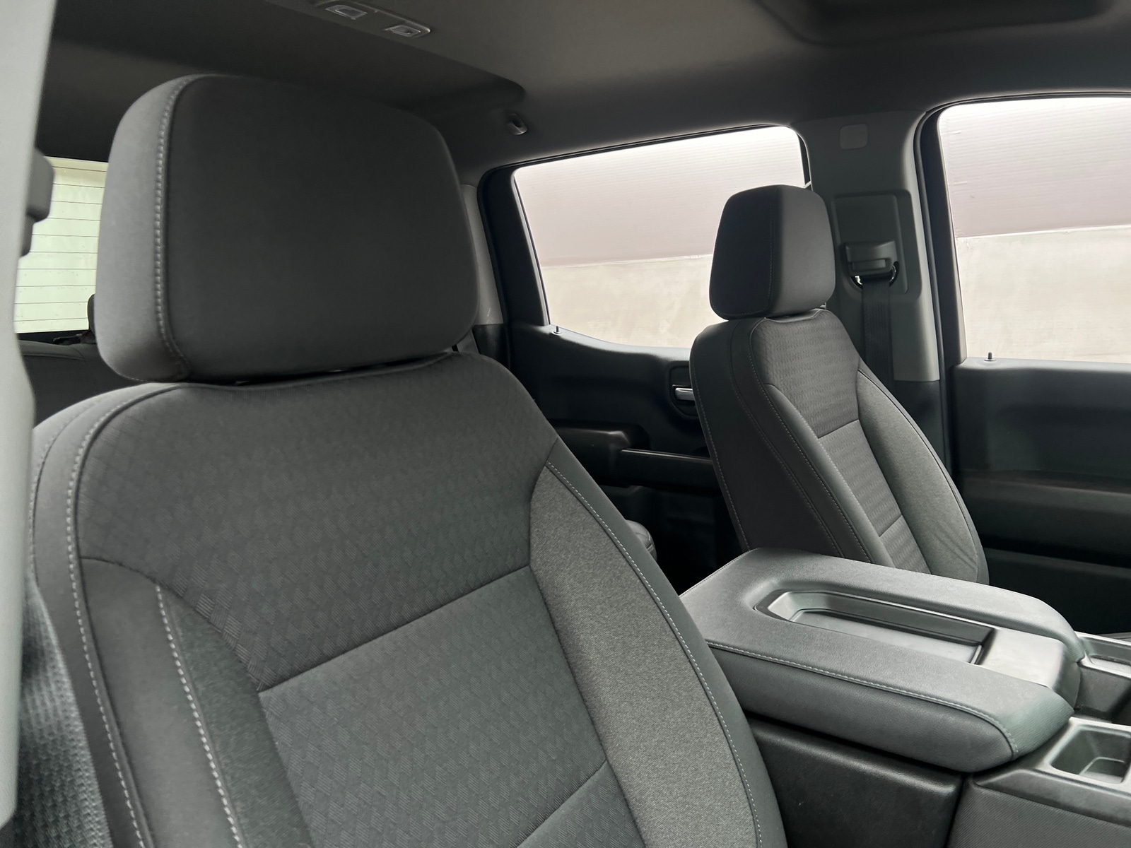 Thumbnail: 2022 Chevrolet Silverado 1500 - 2