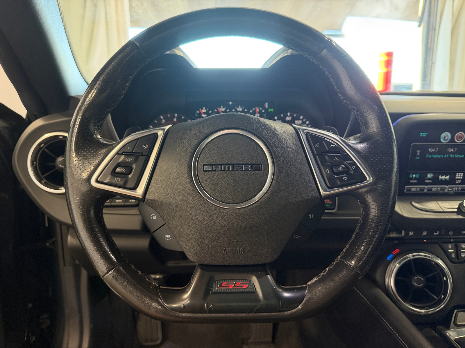 Thumbnail: 2018 Chevrolet Camaro - 4