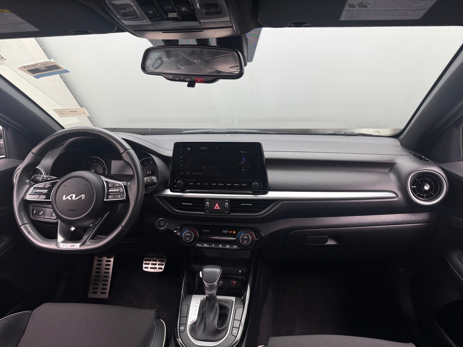 Thumbnail: 2024 Kia Forte - 3