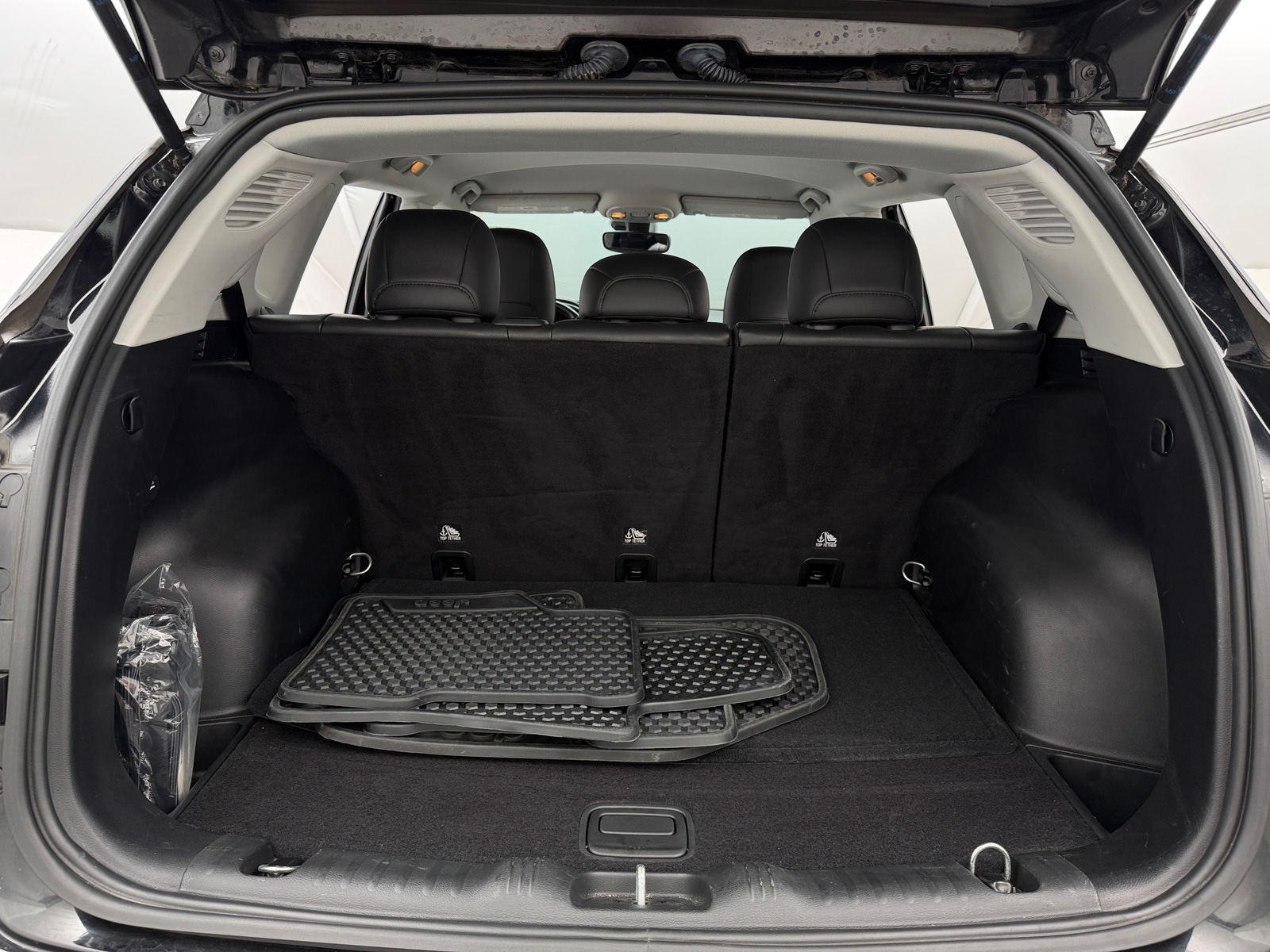 Thumbnail: 2021 Jeep Compass - 7