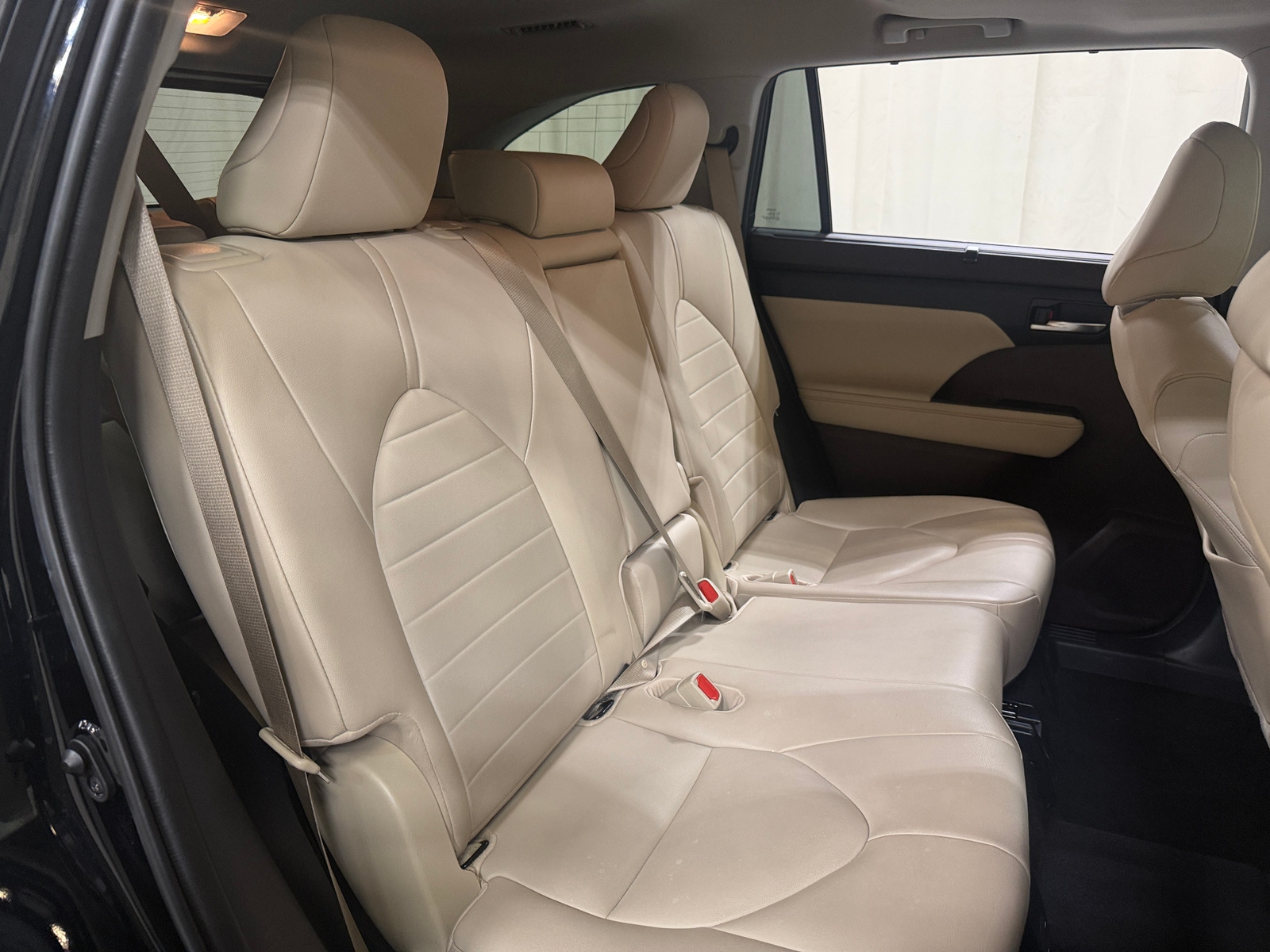 Thumbnail: 2020 Toyota Highlander - 5
