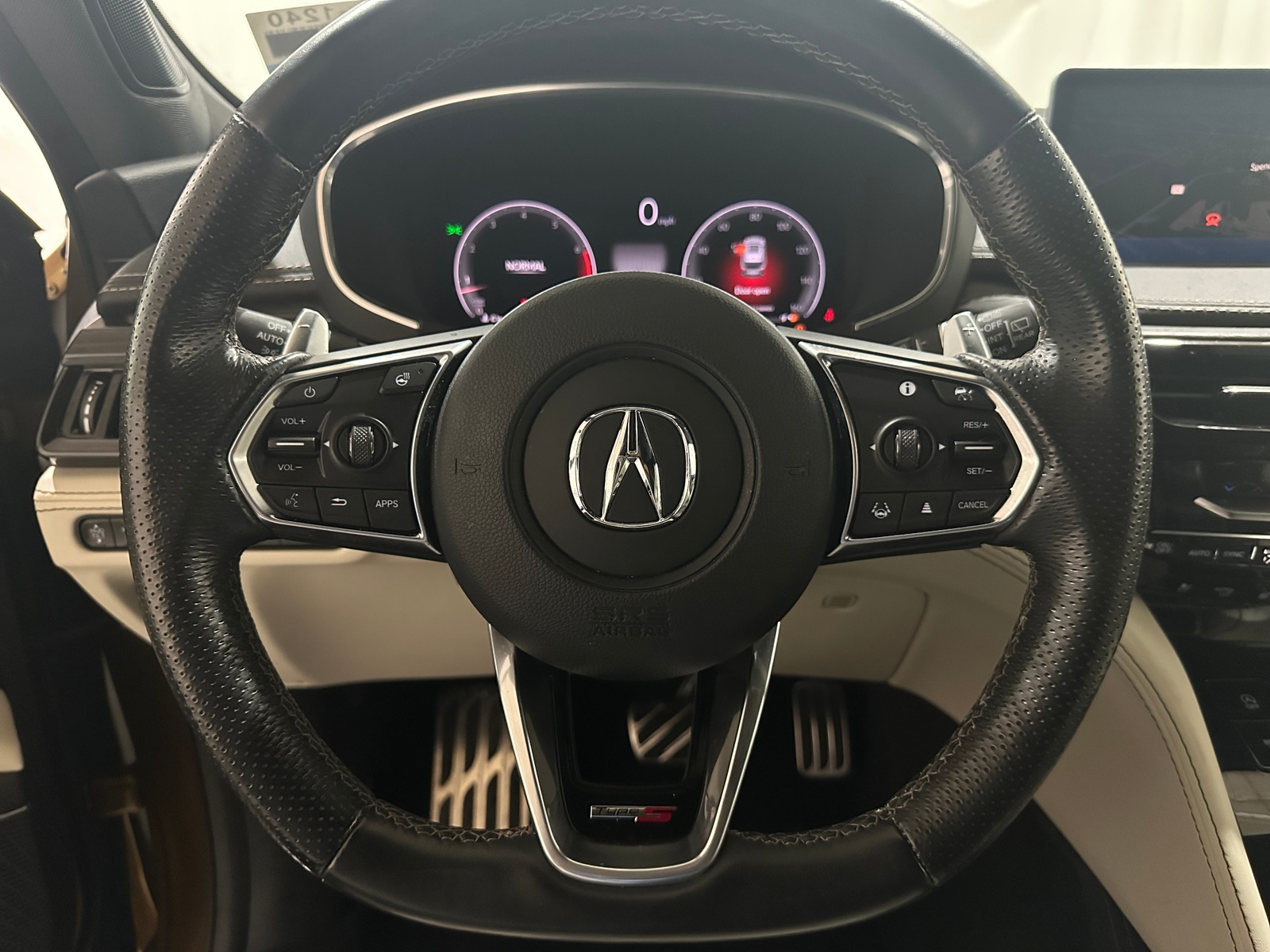 Thumbnail: 2022 Acura MDX - 4