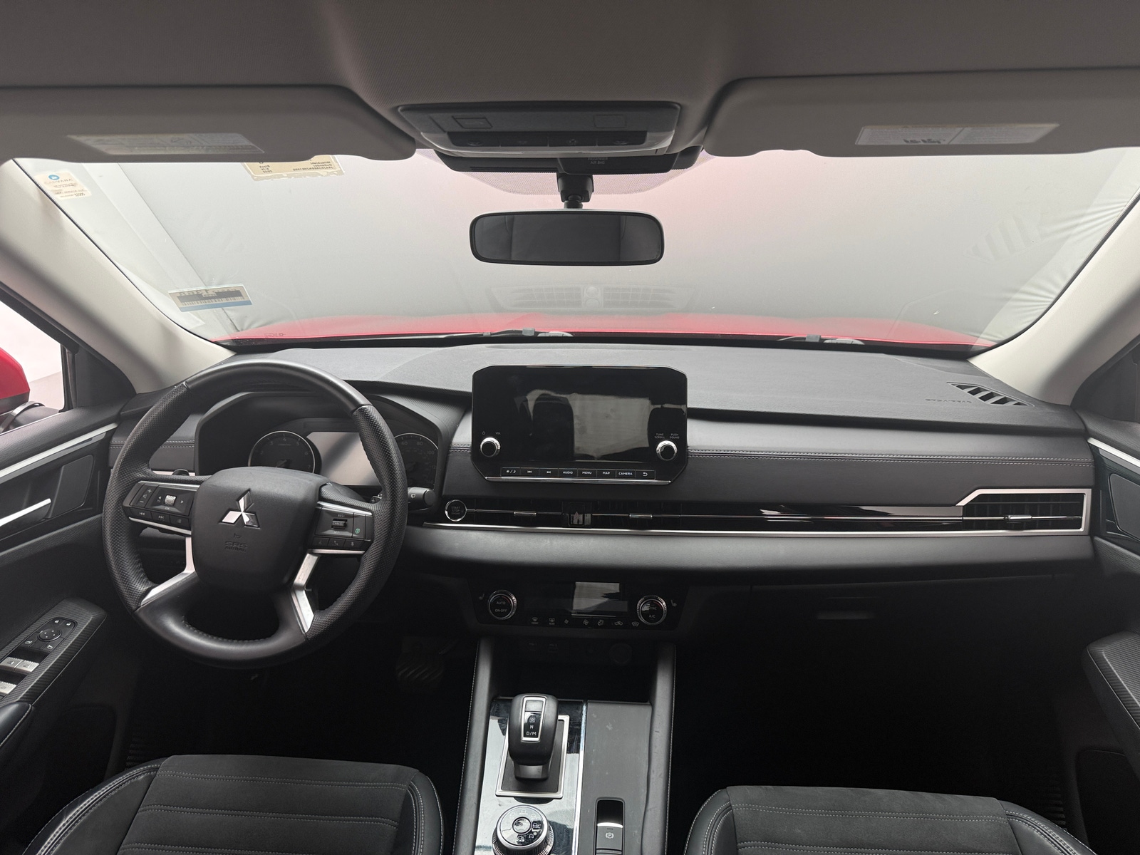 Thumbnail: 2022 Mitsubishi Outlander - 2
