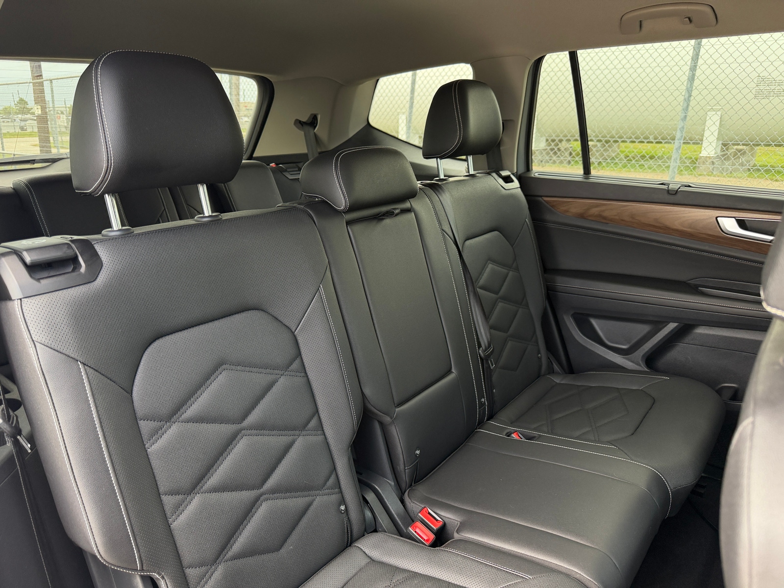 Thumbnail: 2026 Volkswagen Atlas - 5