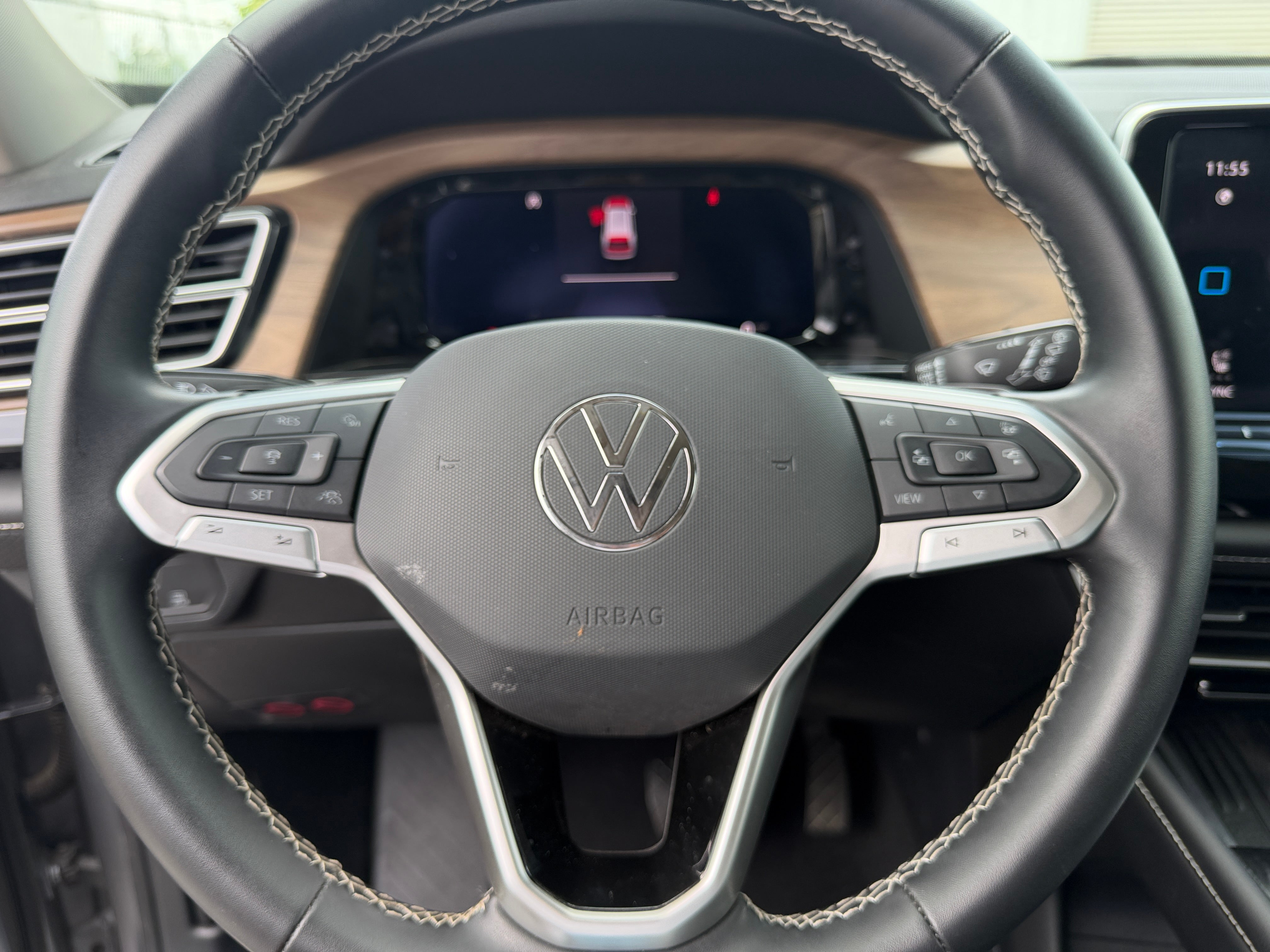2026 Volkswagen Atlas SE w/Tech