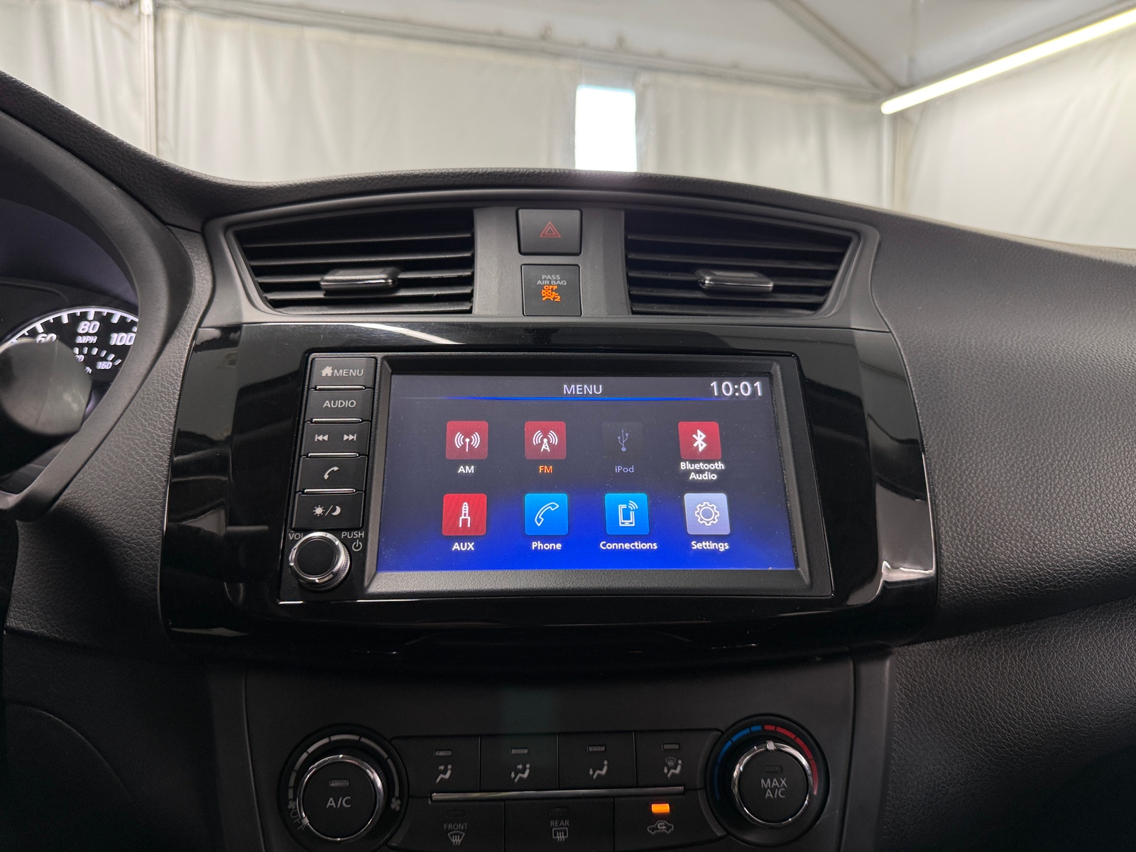Thumbnail: 2019 Nissan Sentra - 4