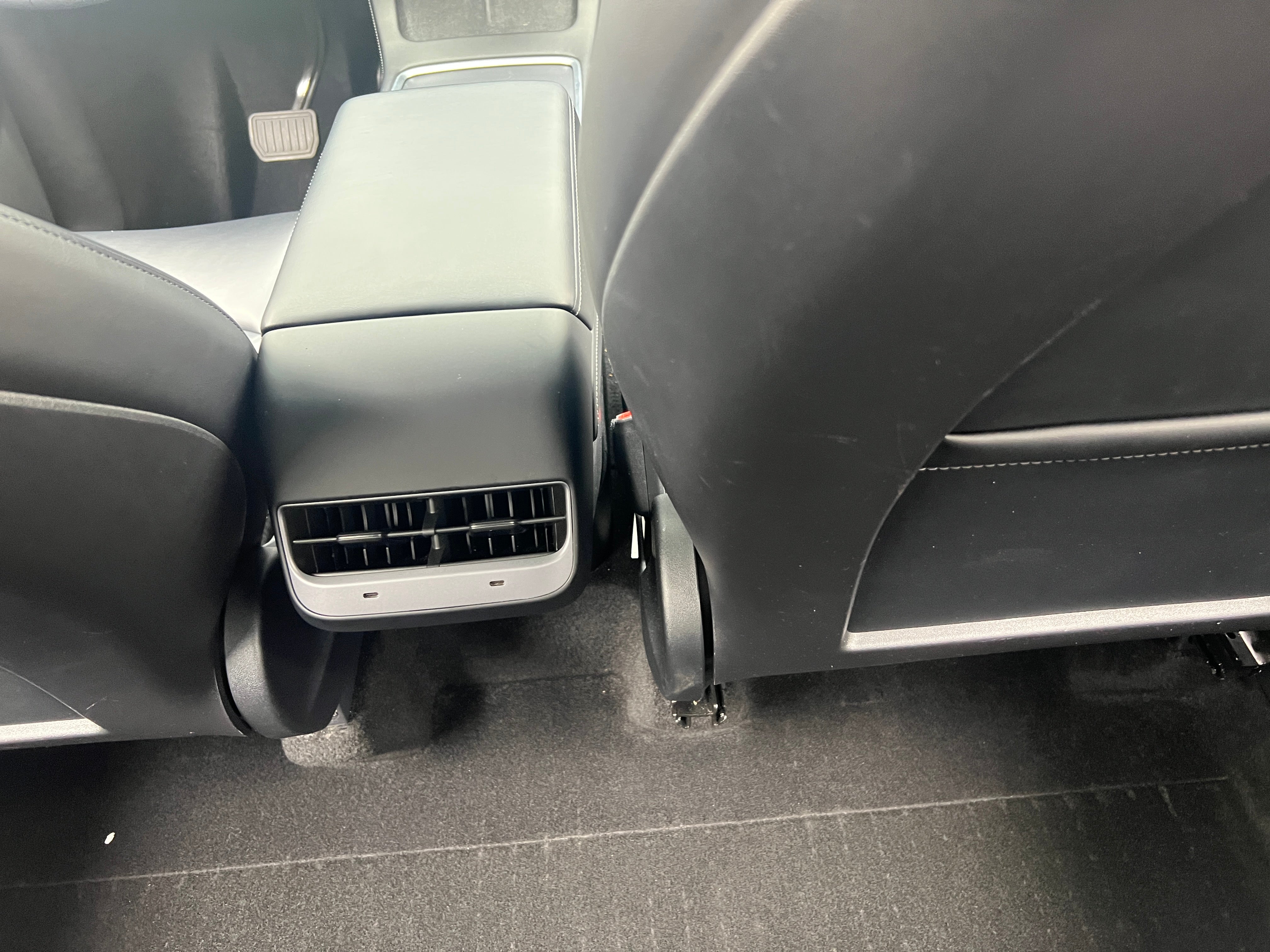Used 2021 Tesla Model Y Long Range with VIN 5YJYGAEE5MF274875 for sale in Auburn, WA