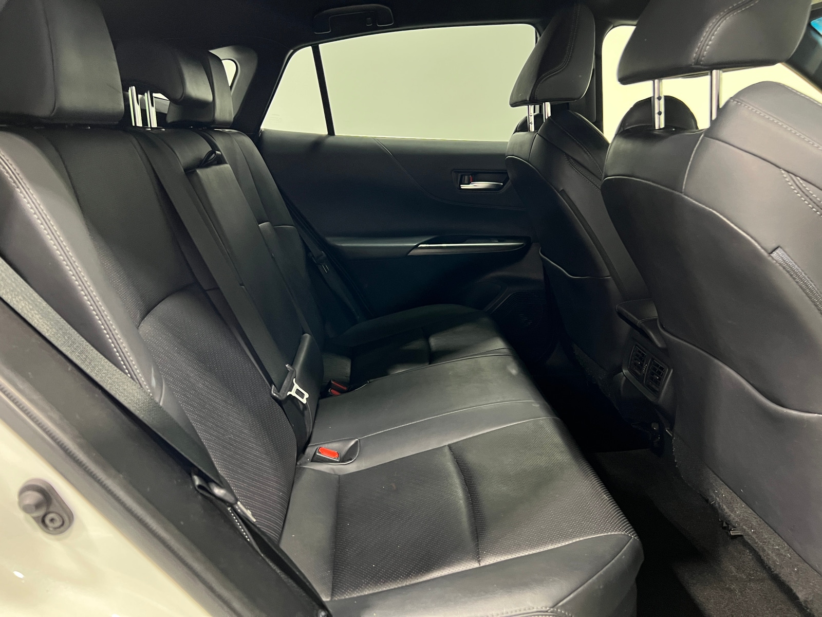 Thumbnail: 2021 Toyota Venza - 6
