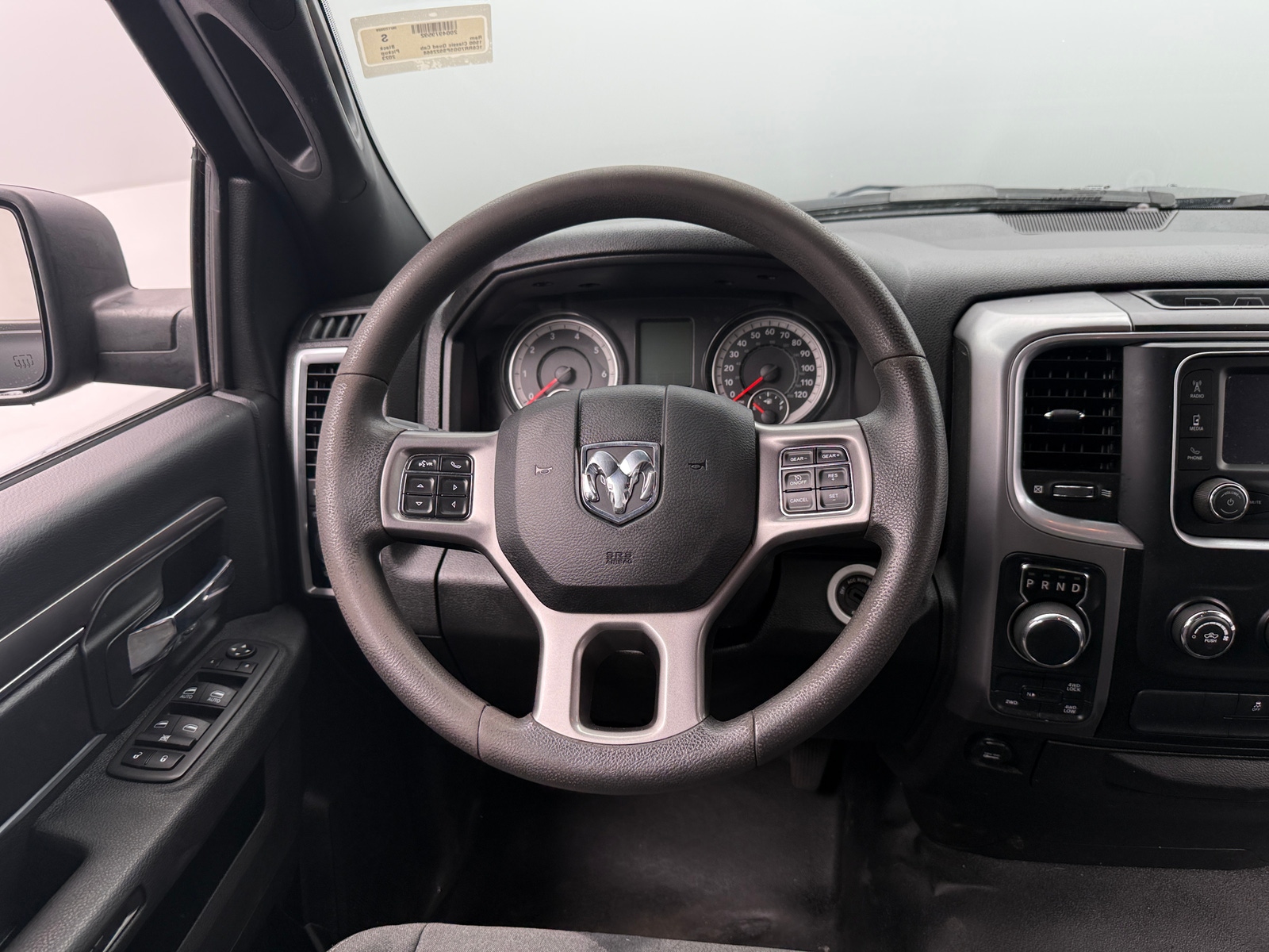 Thumbnail: 2023 RAM 1500 Classic - 5
