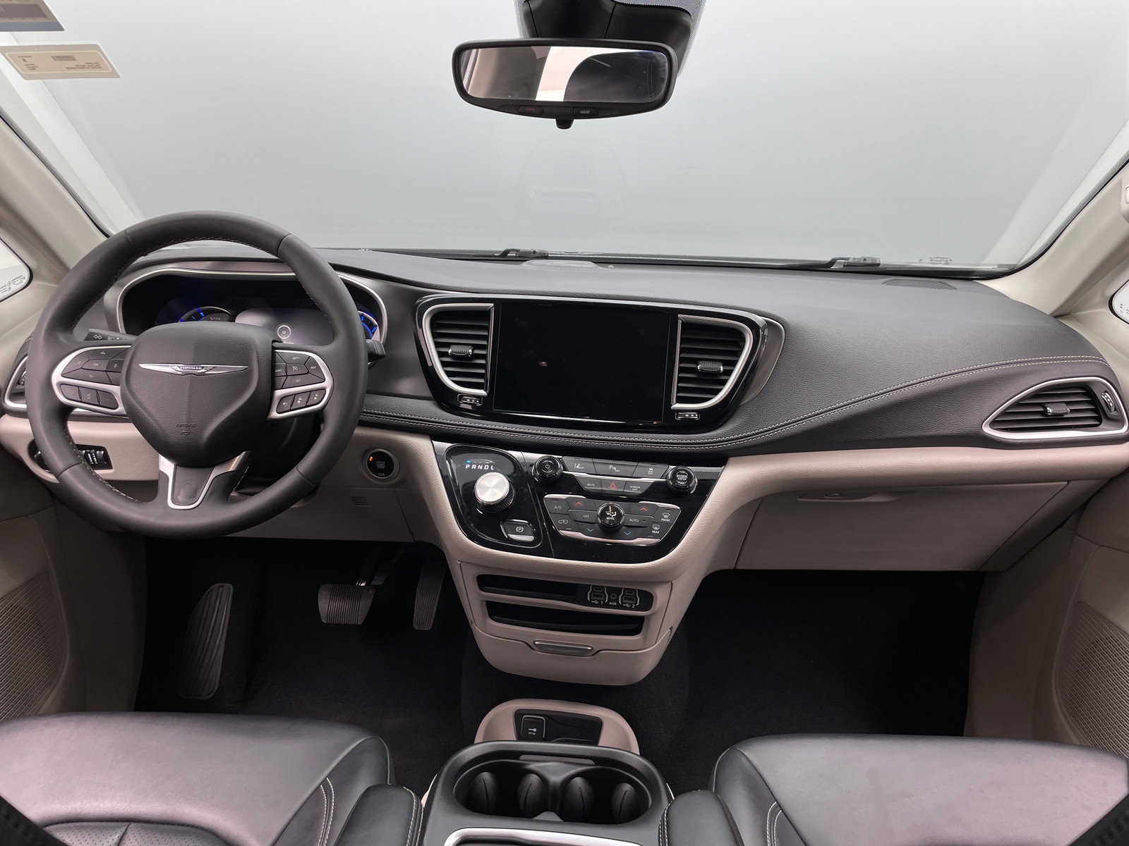 Thumbnail: 2024 Chrysler Pacifica - 2