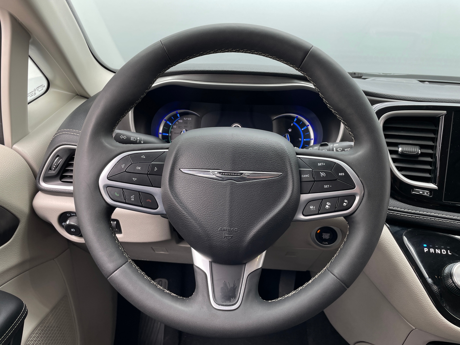 Thumbnail: 2024 Chrysler Pacifica - 4