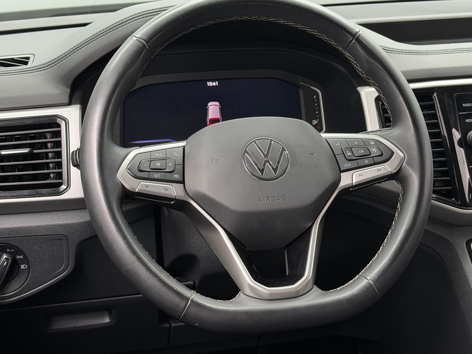 Thumbnail: 2022 Volkswagen Atlas - 4