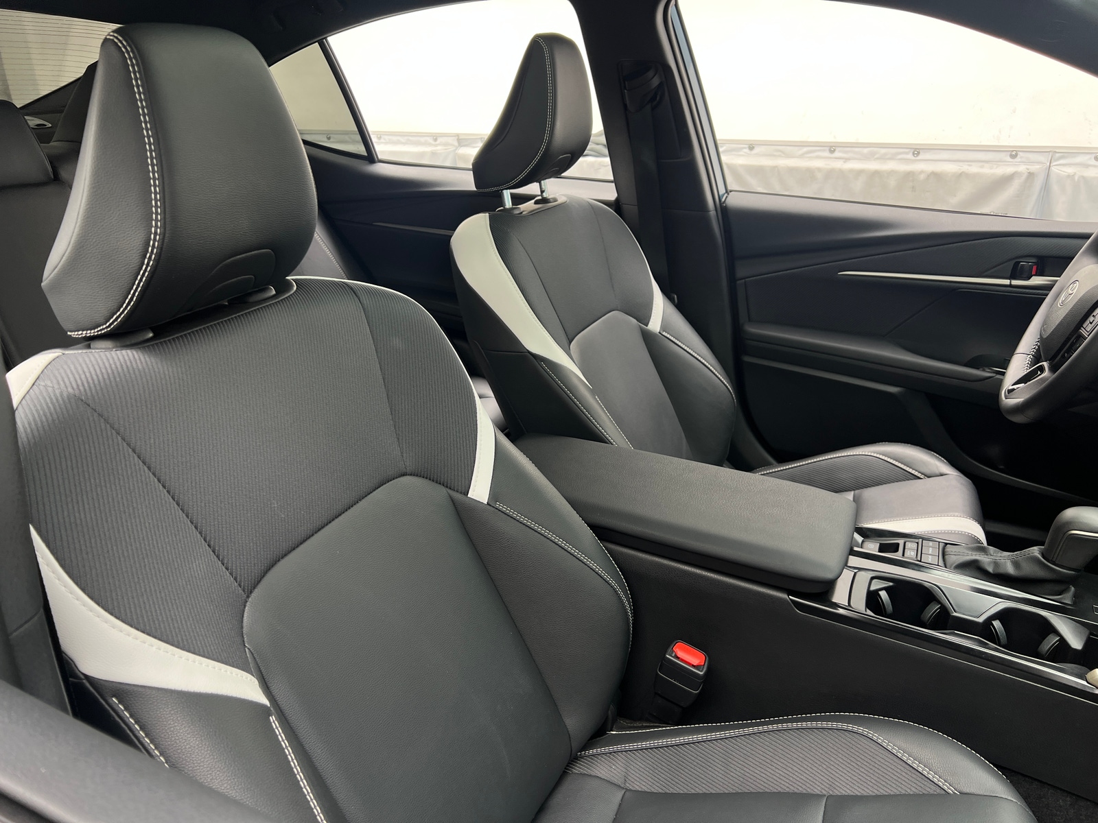 Thumbnail: 2025 Toyota Camry - 2