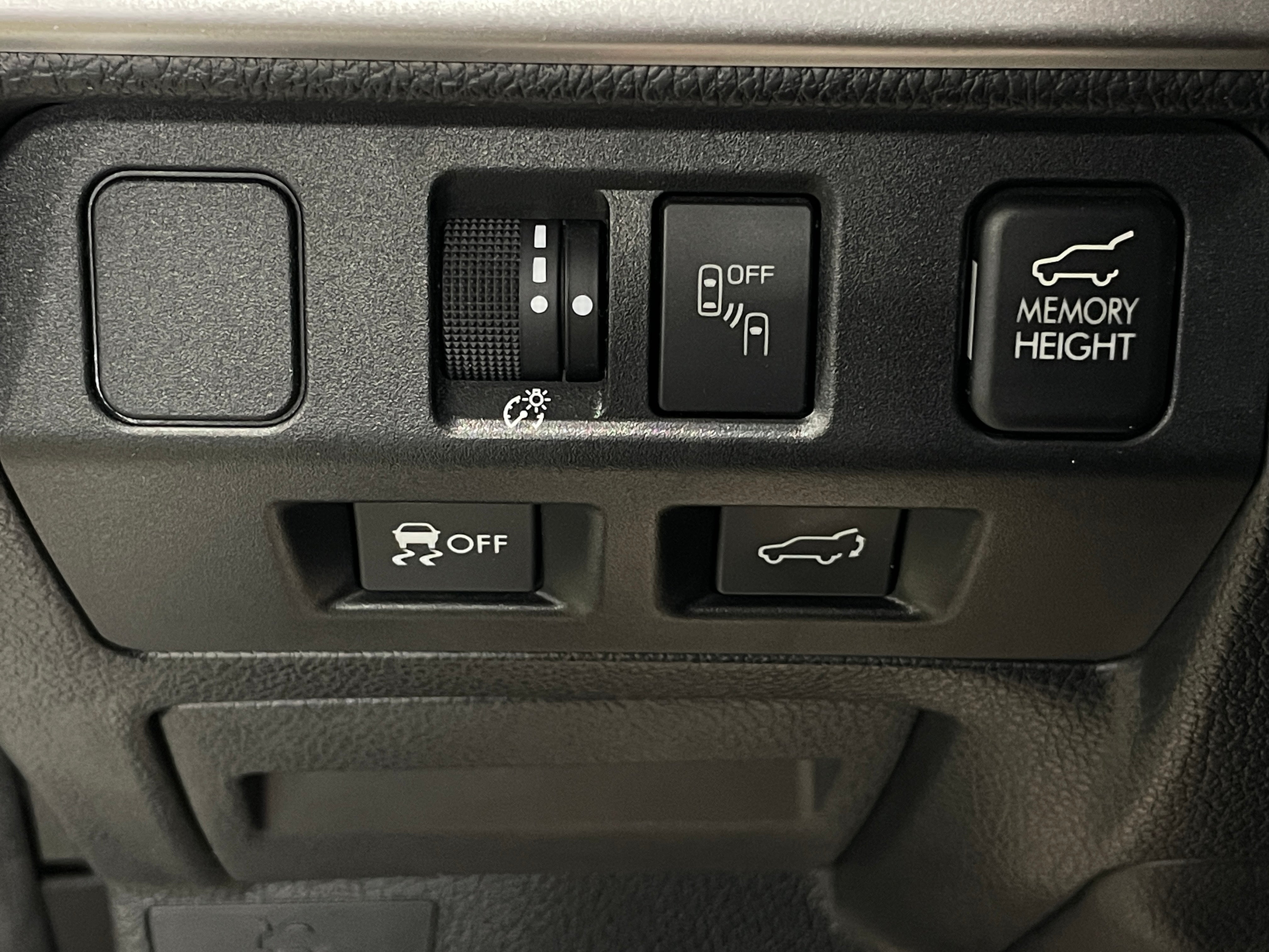 2018 Subaru Forester Limited - Photo 10