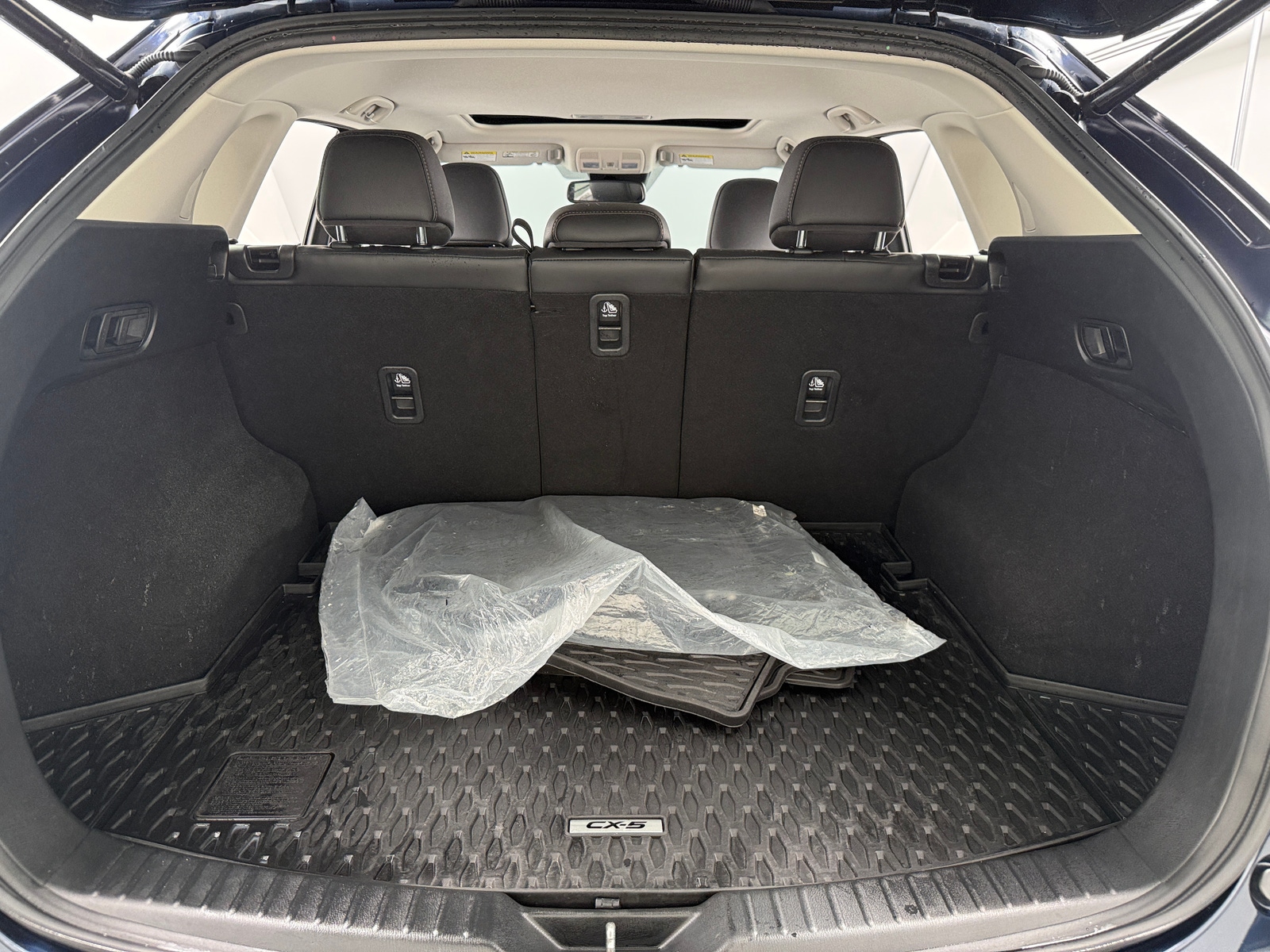 Thumbnail: 2020 Mazda CX-5 - 6