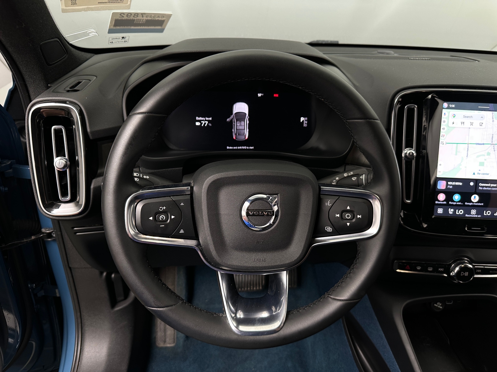 Thumbnail: 2023 Volvo C40 - 4