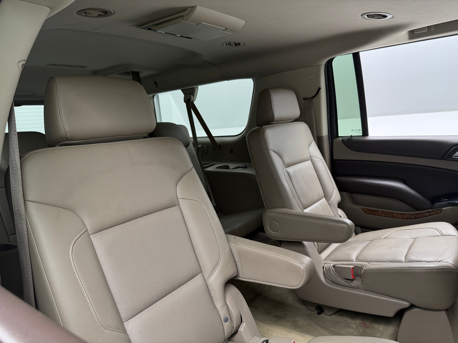 Thumbnail: 2015 Chevrolet Suburban - 5