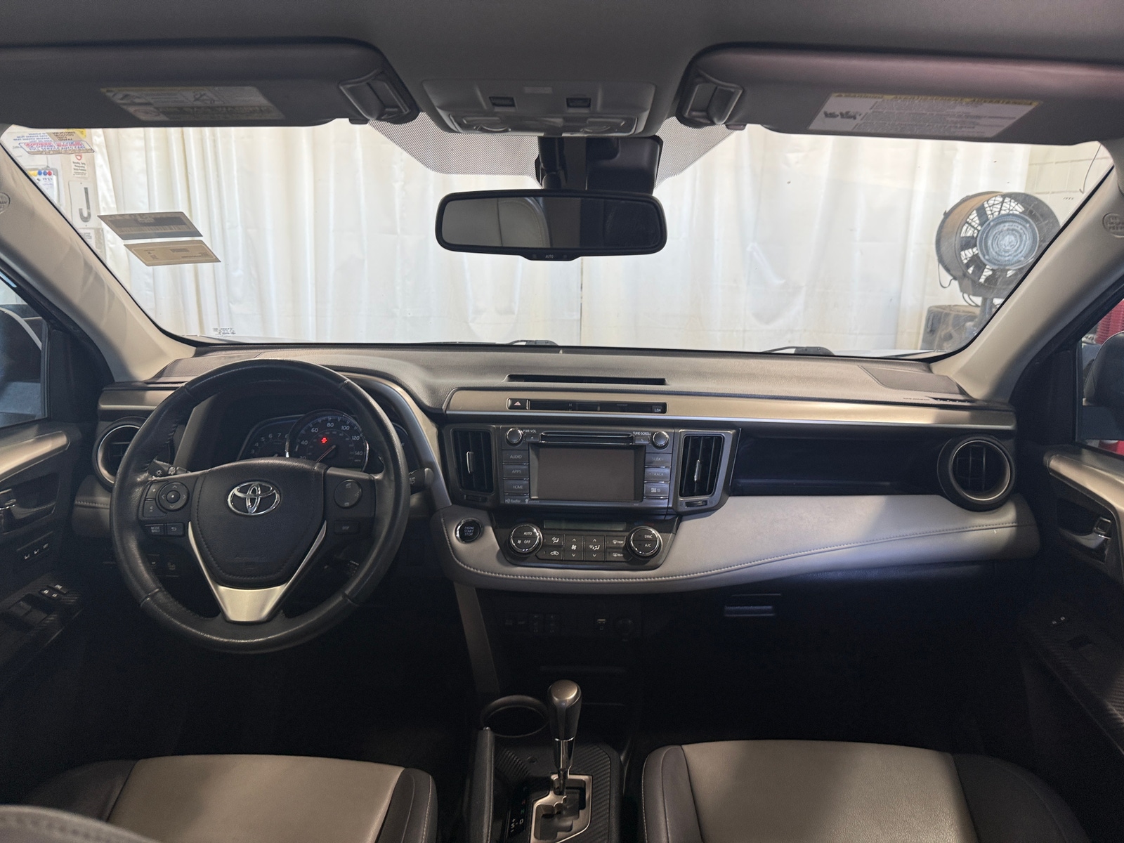 Thumbnail: 2014 Toyota RAV4 - 2