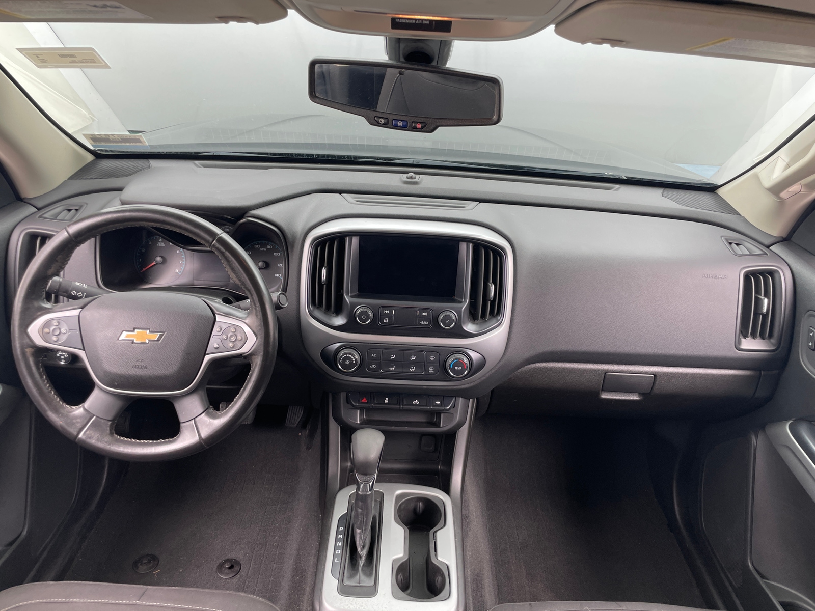 Thumbnail: 2022 Chevrolet Colorado - 3