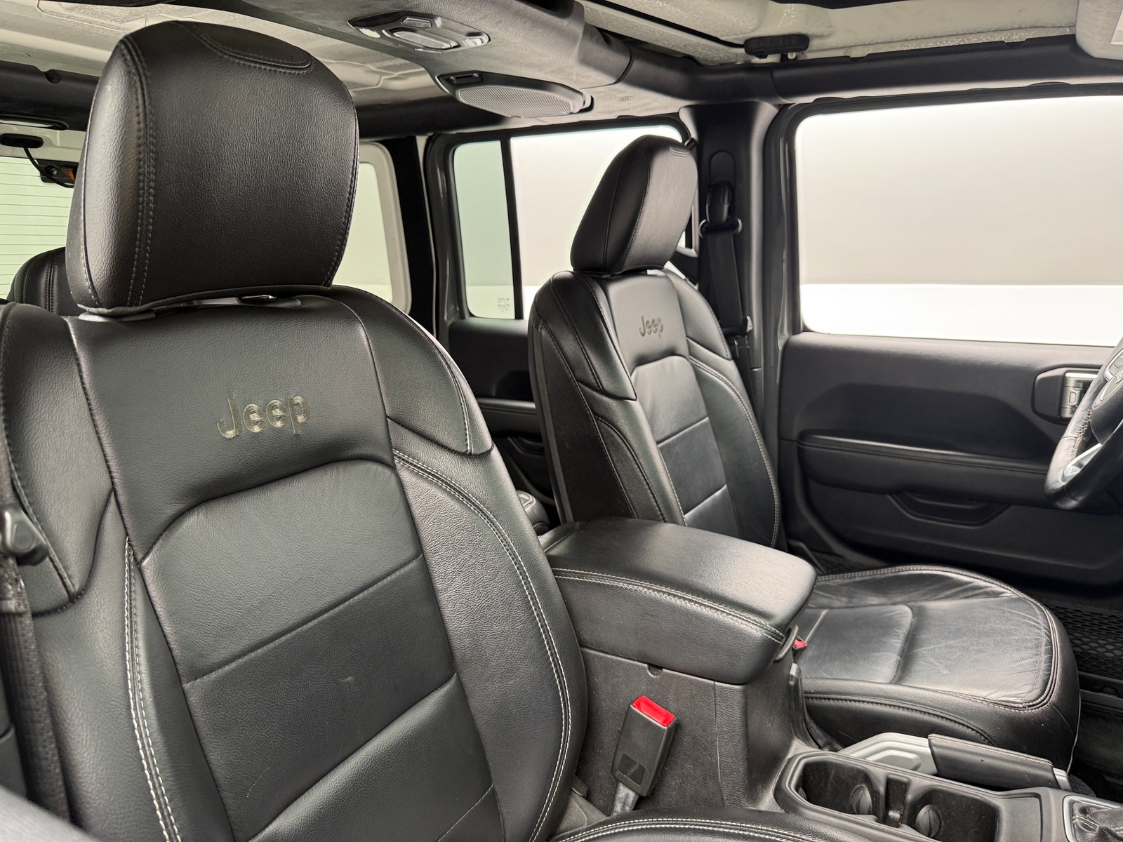 Thumbnail: 2019 Jeep Wrangler - 2
