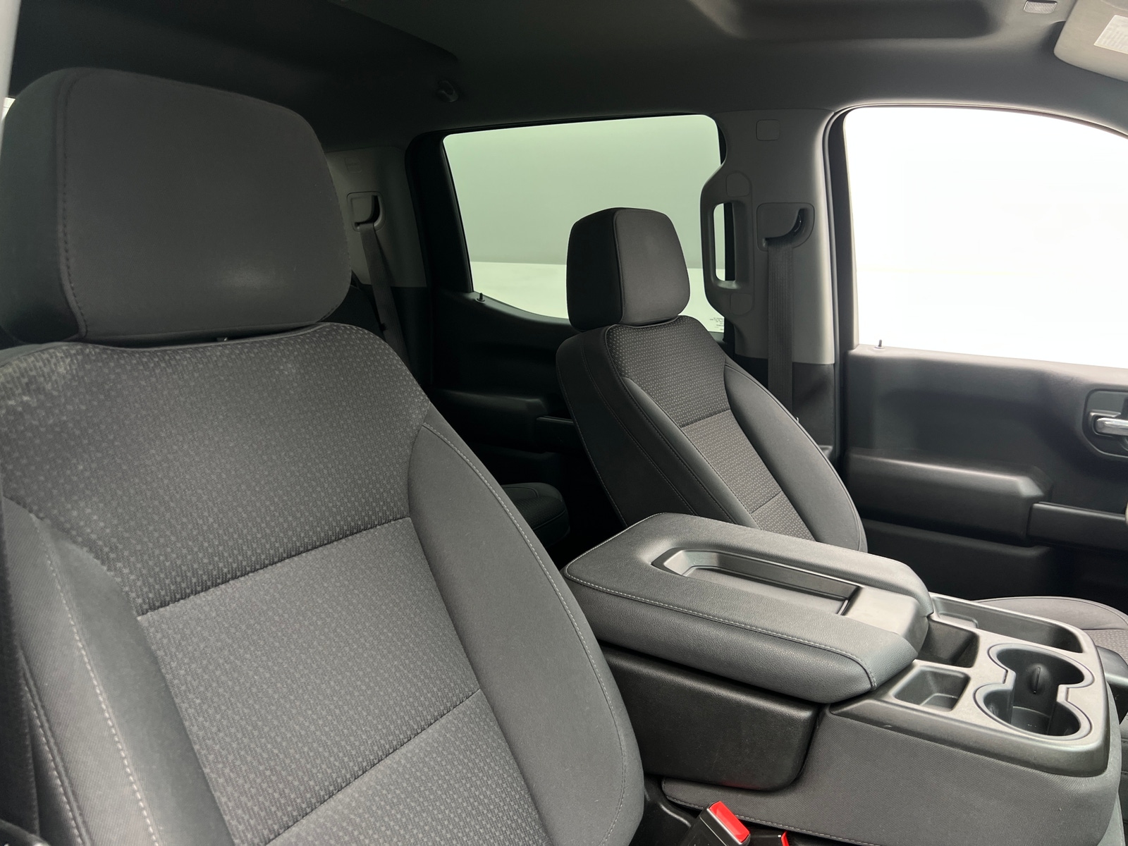 Thumbnail: 2022 Chevrolet Silverado 1500 - 2