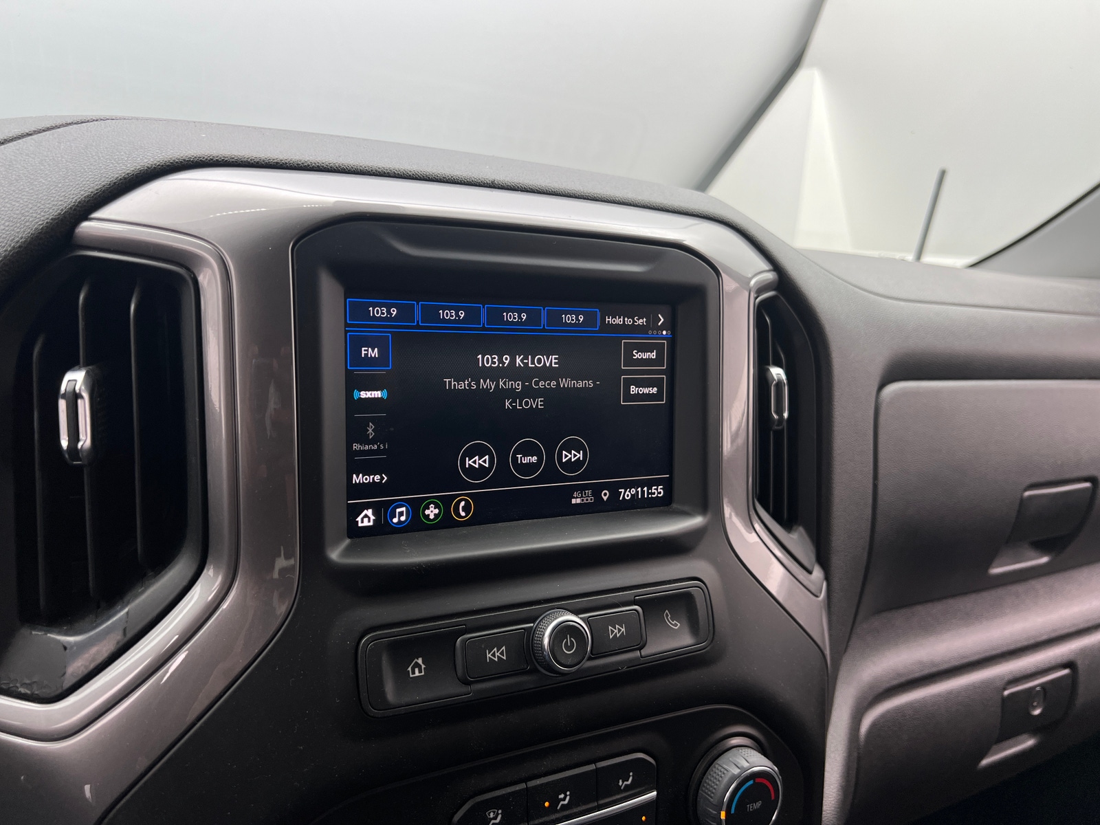 Thumbnail: 2022 Chevrolet Silverado 1500 - 4