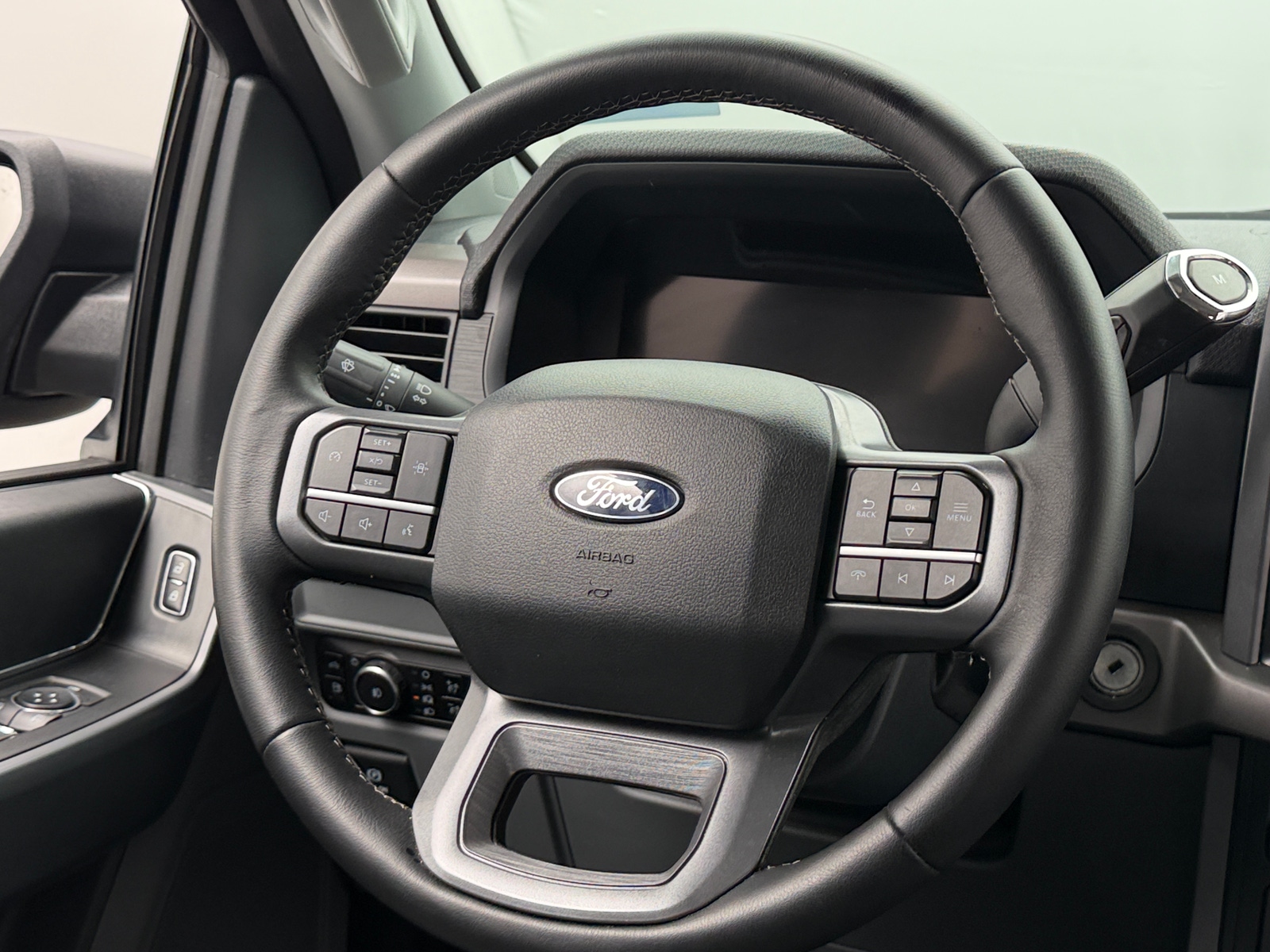 Thumbnail: 2025 Ford Econoline - 5