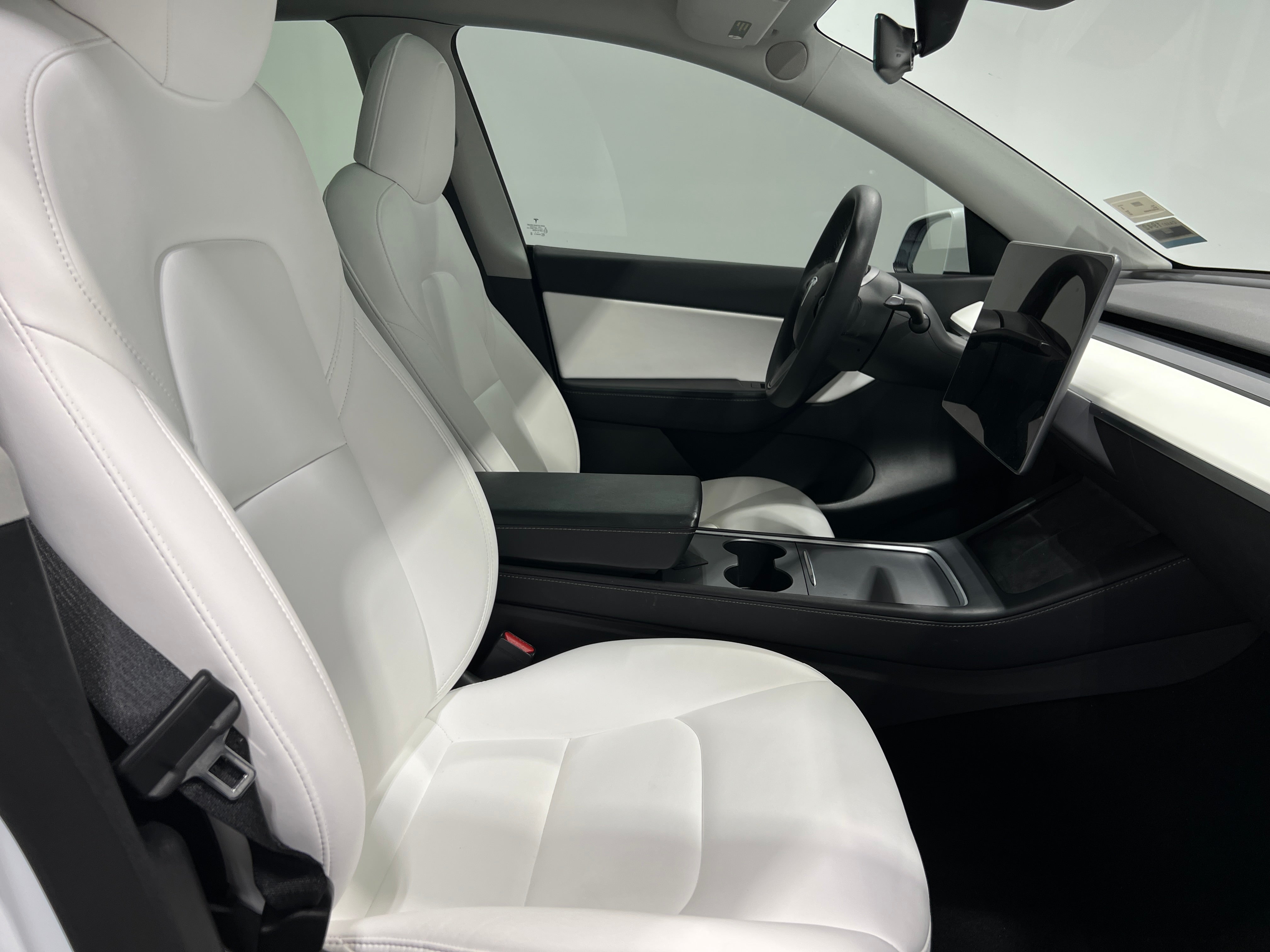 Used 2022 Tesla Model Y Long Range with VIN 7SAYGDEE1NF449936 for sale in Auburn, WA