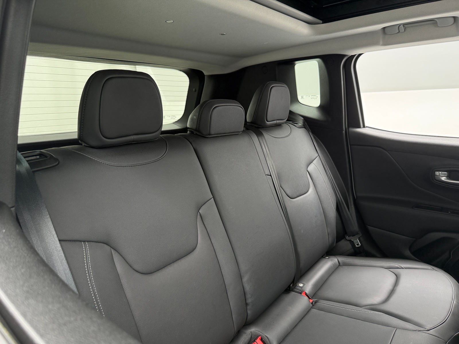 Thumbnail: 2023 Jeep Renegade - 5