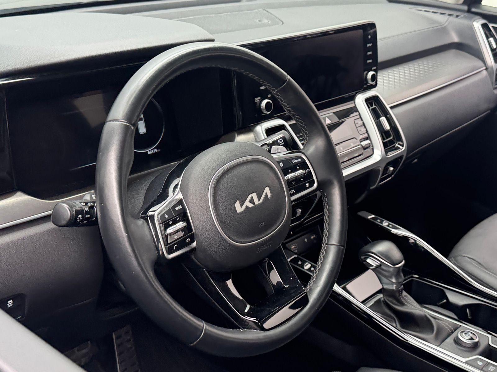Thumbnail: 2022 Kia Sorento - 5