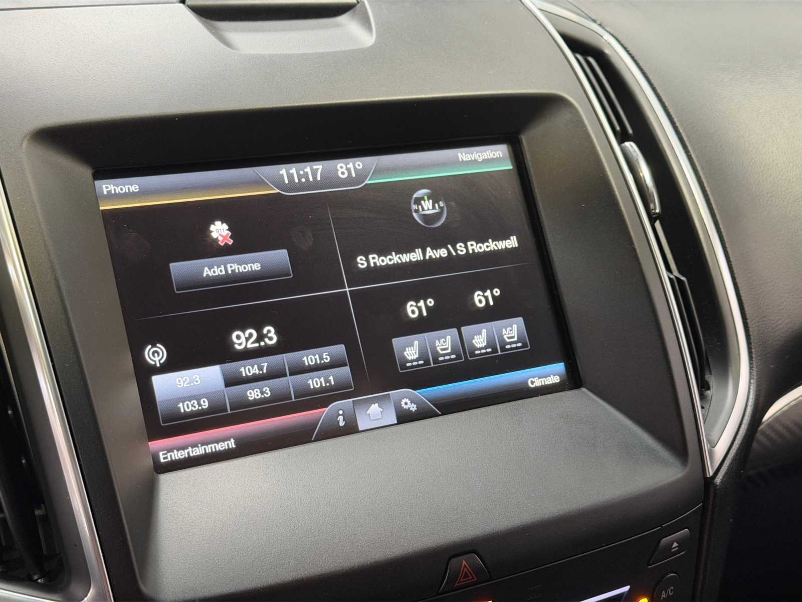 Thumbnail: 2015 Ford Edge - 3