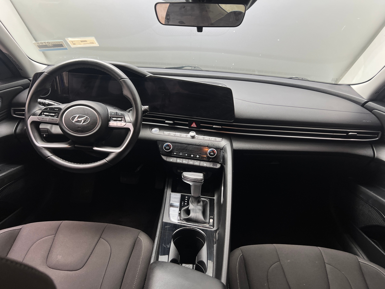 Thumbnail: 2023 Hyundai Elantra - 3
