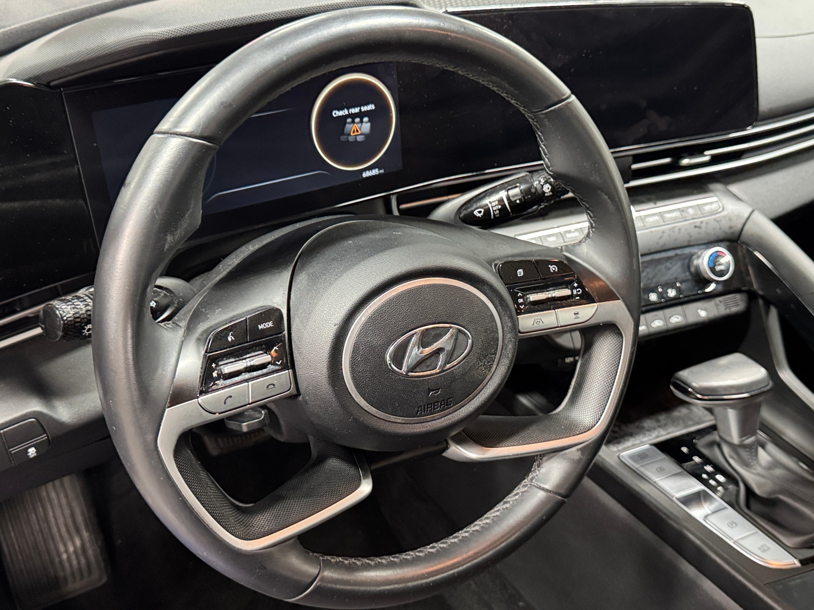 Thumbnail: 2023 Hyundai Elantra - 5