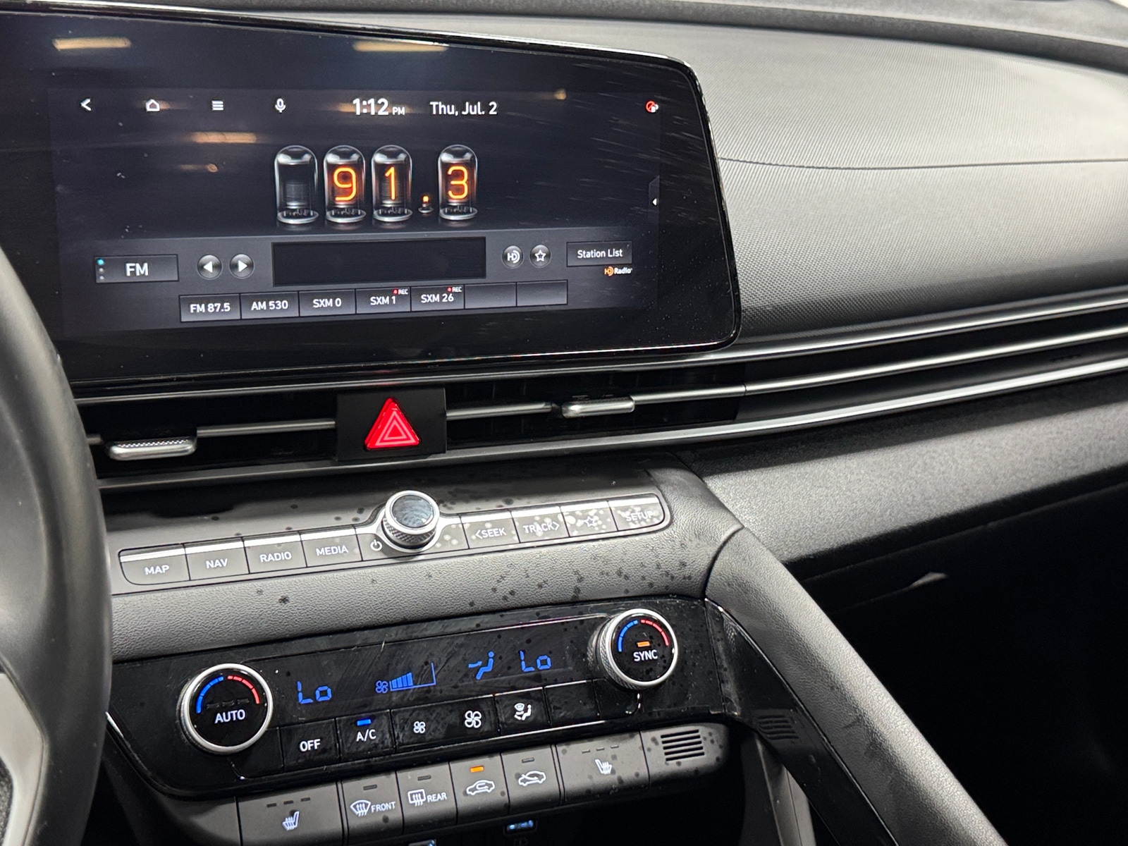 Thumbnail: 2023 Hyundai Elantra - 4